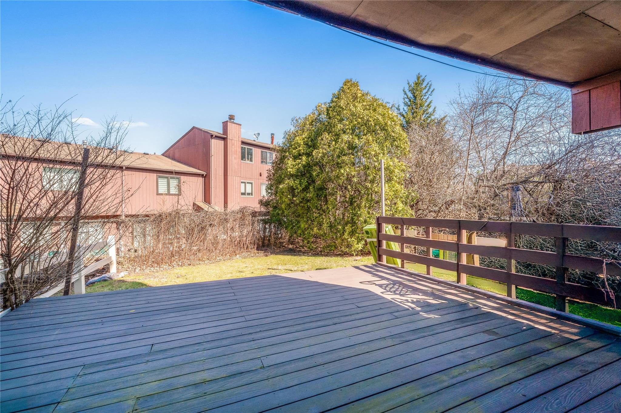 995 West Fingerboard Road, Staten Island, NY 10304