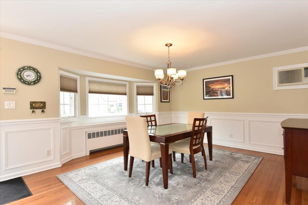 342 Park Lane, Massapequa Park, NY 11762