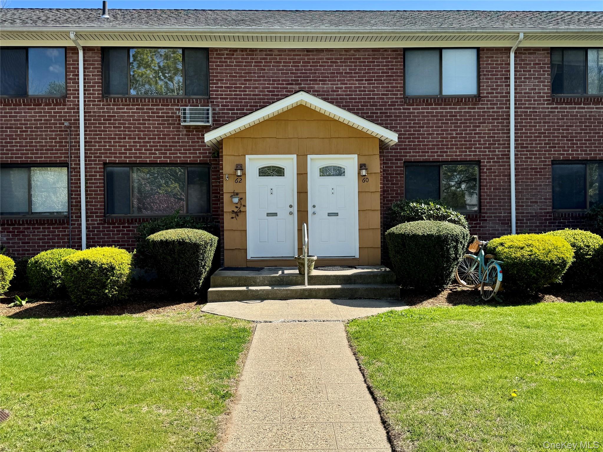 62 Hiddink Street, Sayville, NY 11782