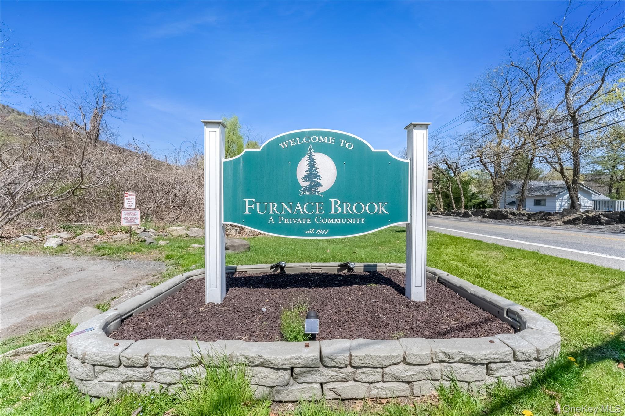 30 Julie Lane, Greenwood Lake, NY 10925