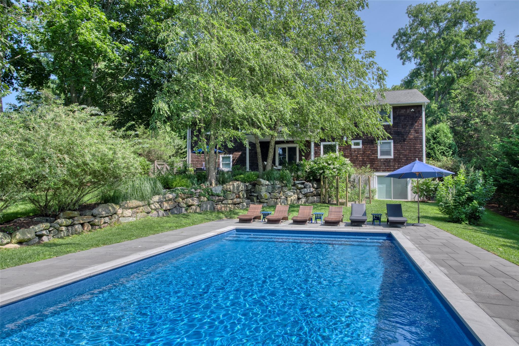 1065 W Mill Road, Mattituck, NY 11952