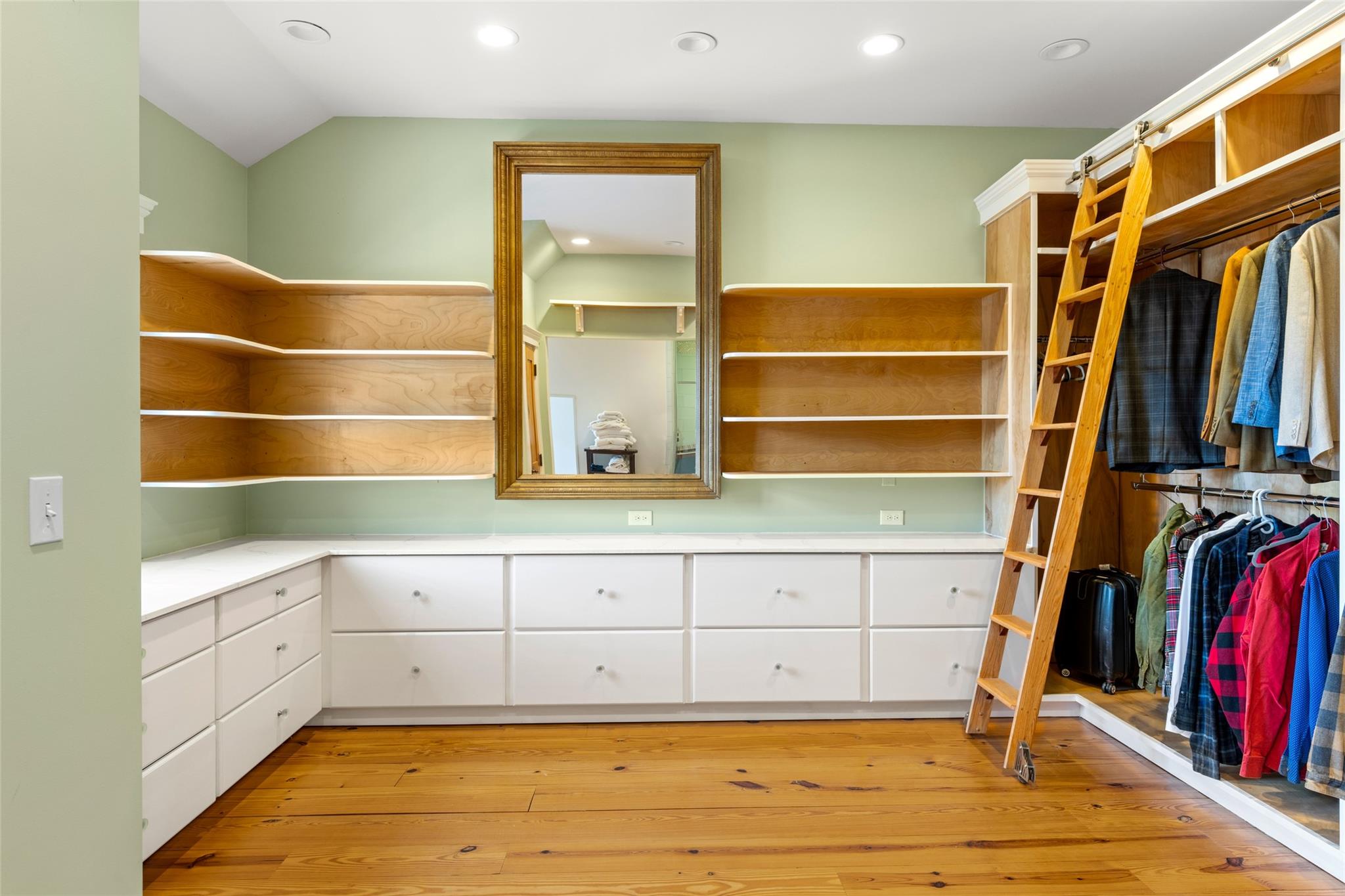 53B S Bay Avenue, Eastport, NY 11941