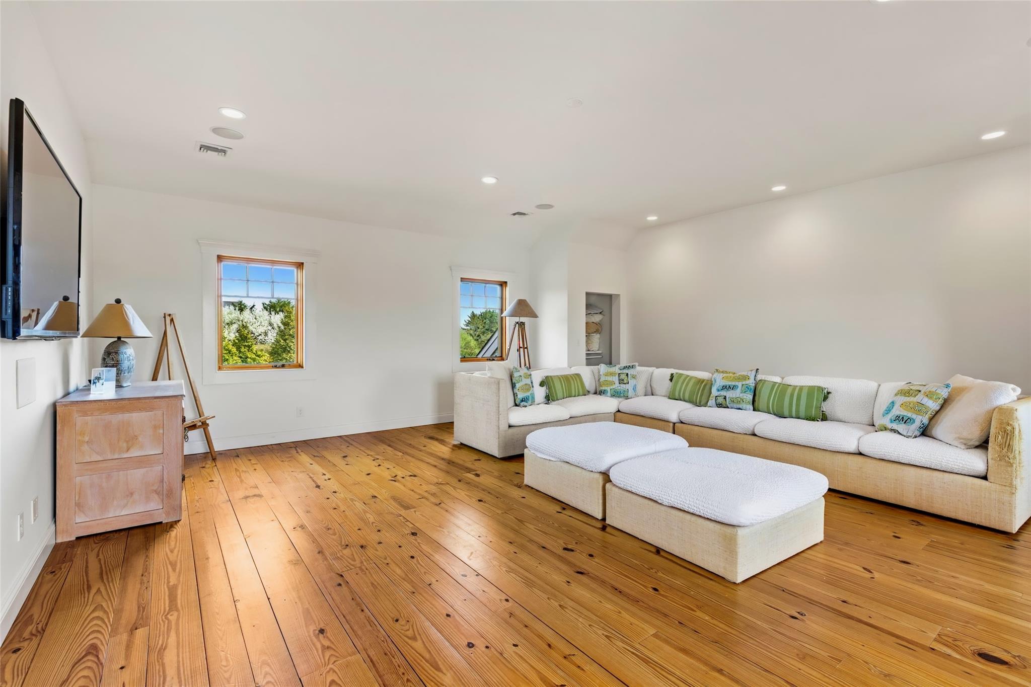 53B S Bay Avenue, Eastport, NY 11941