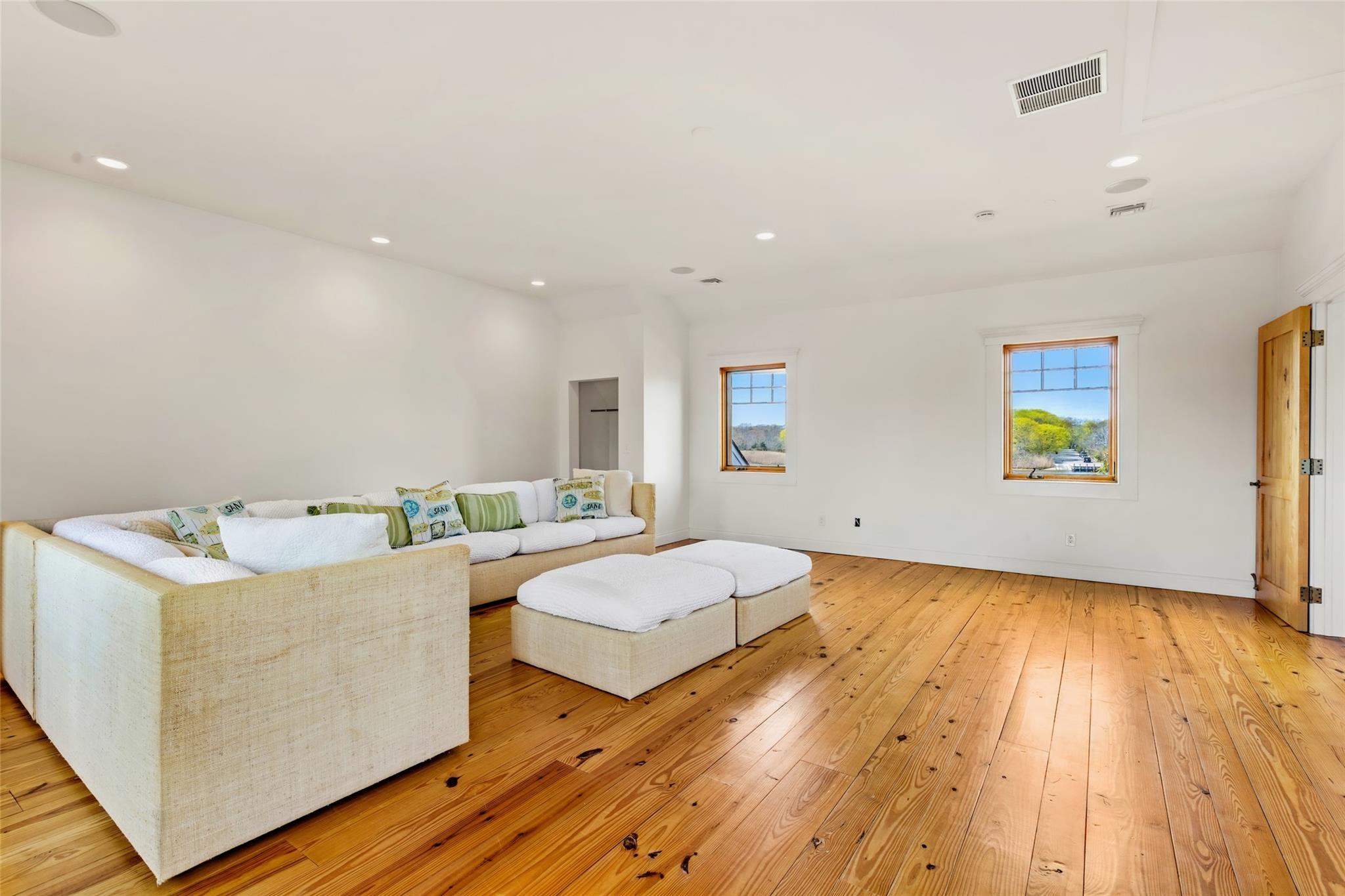 53B S Bay Avenue, Eastport, NY 11941