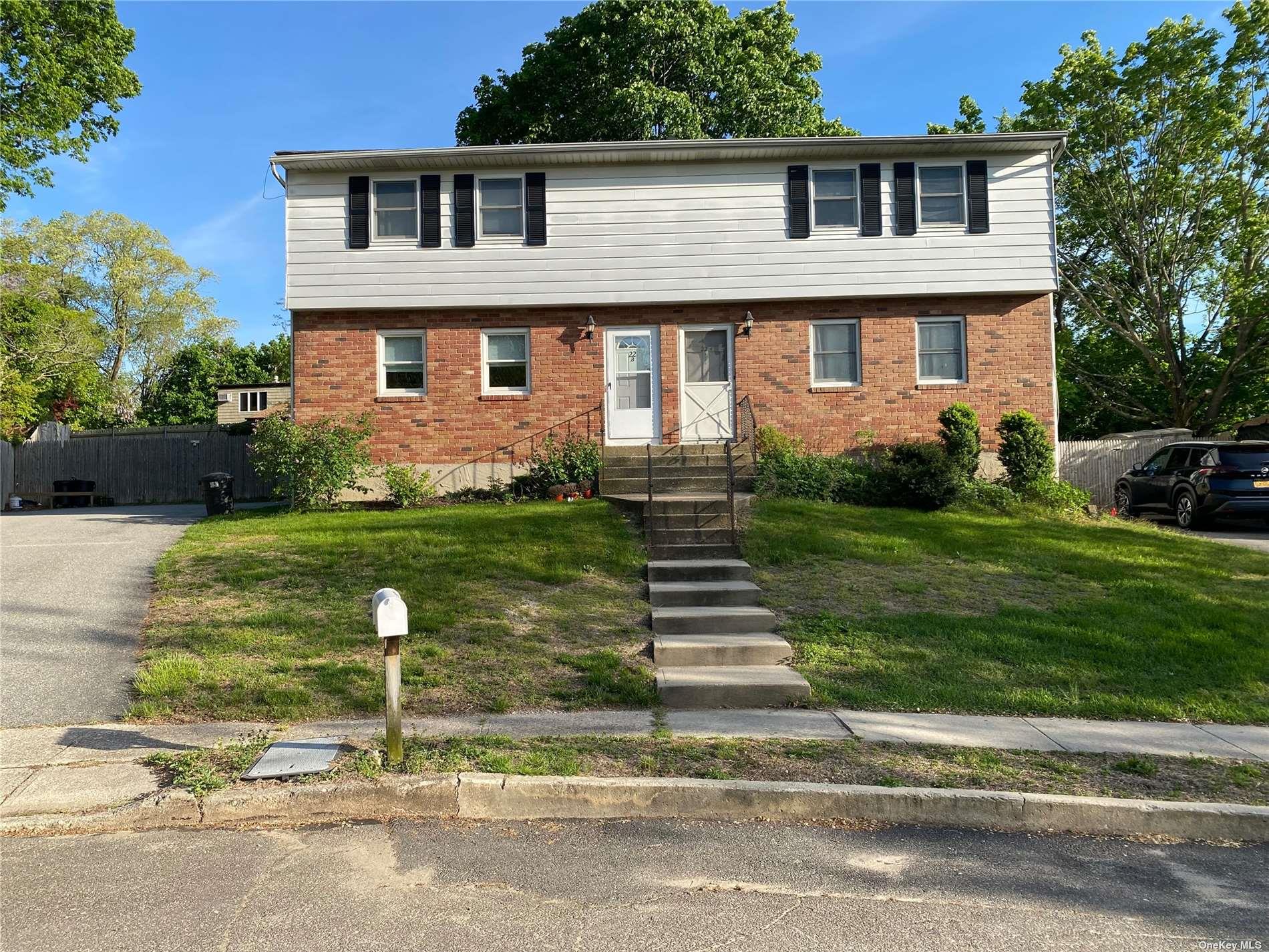 22 Van Wicklen # B, Northport, NY 11768