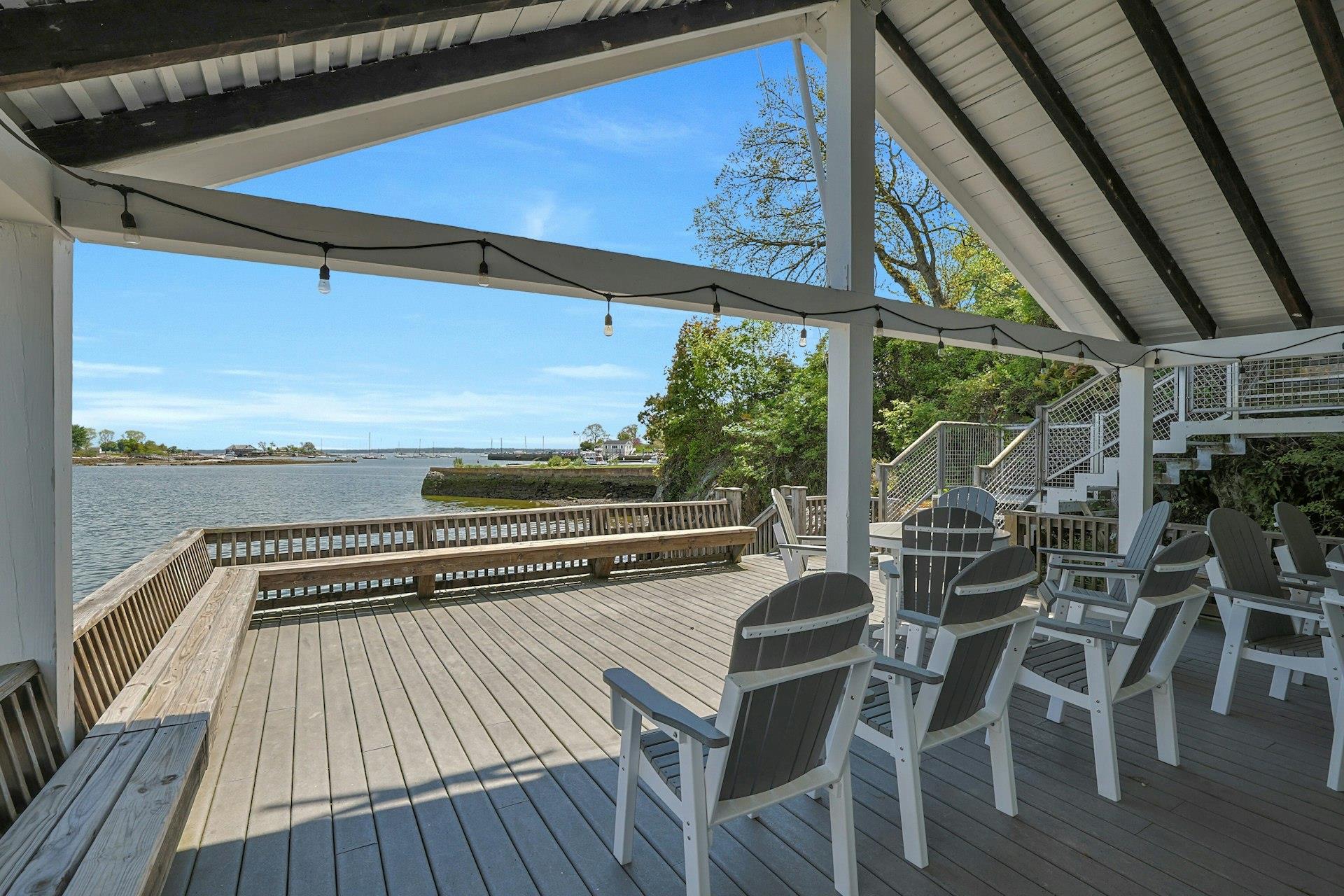 146 Sutton Manor Road, New Rochelle, NY 10801