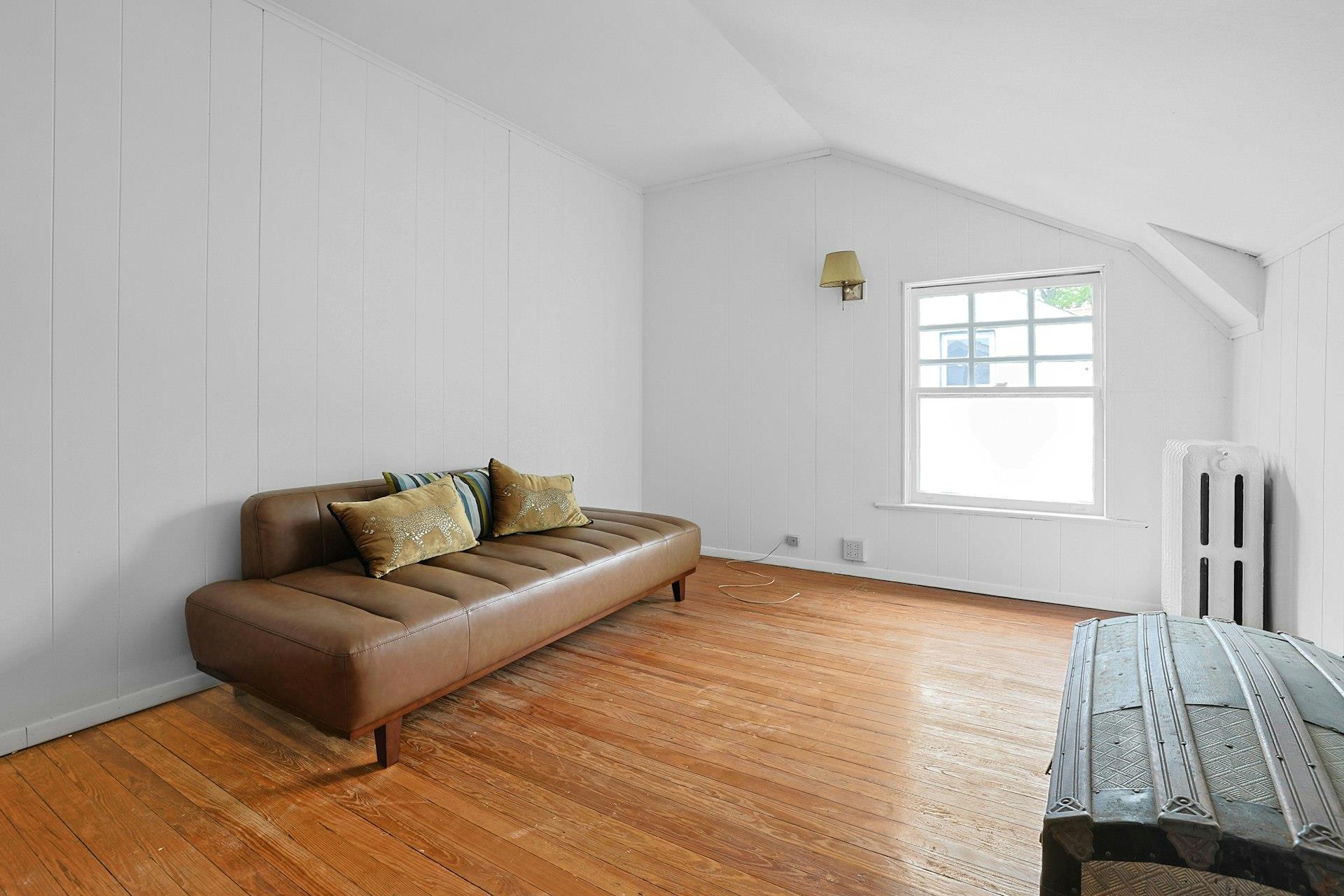 146 Sutton Manor Road, New Rochelle, NY 10801