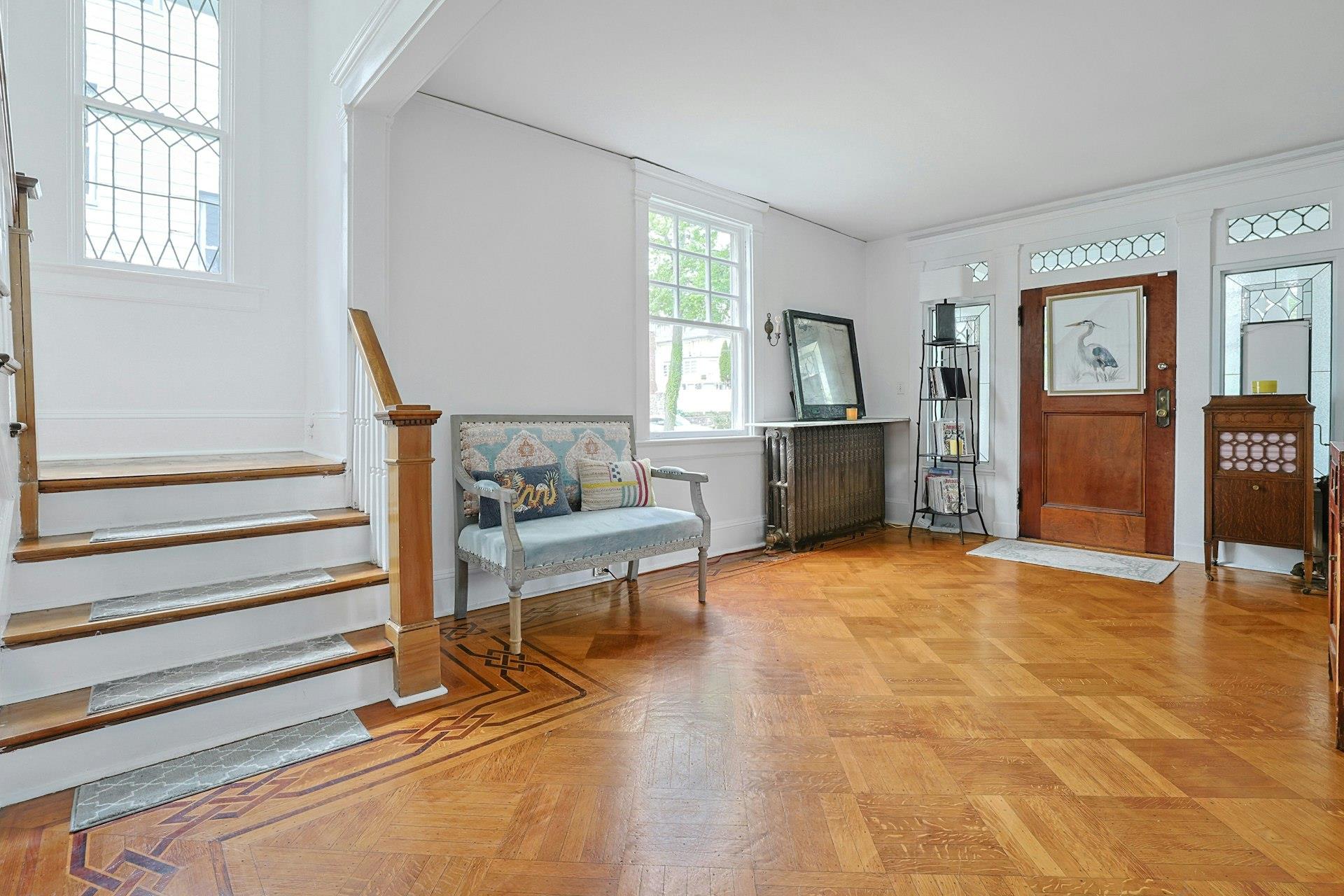 146 Sutton Manor Road, New Rochelle, NY 10801