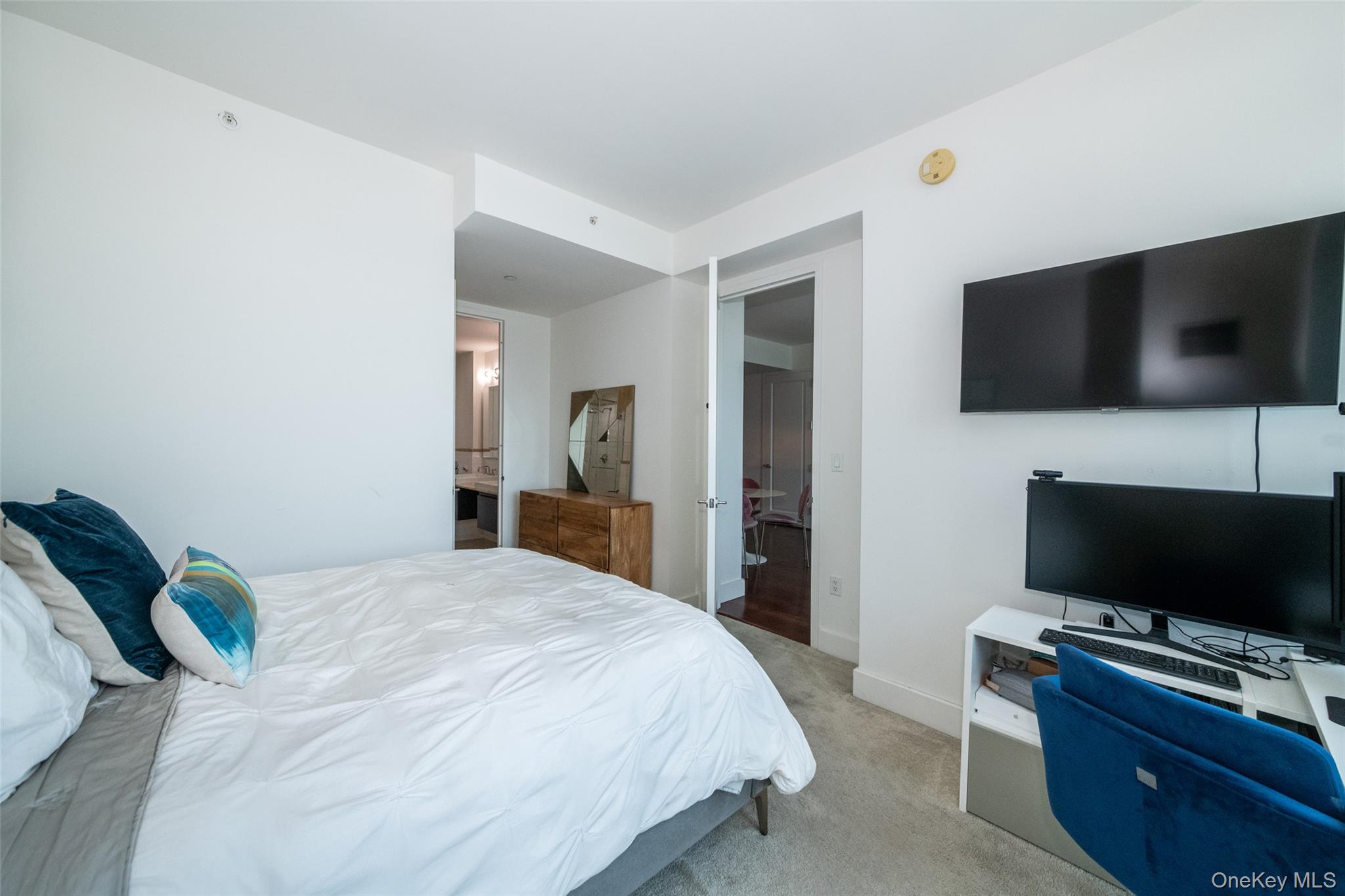 175 Huguenot Street # 2804, New Rochelle, NY 10801