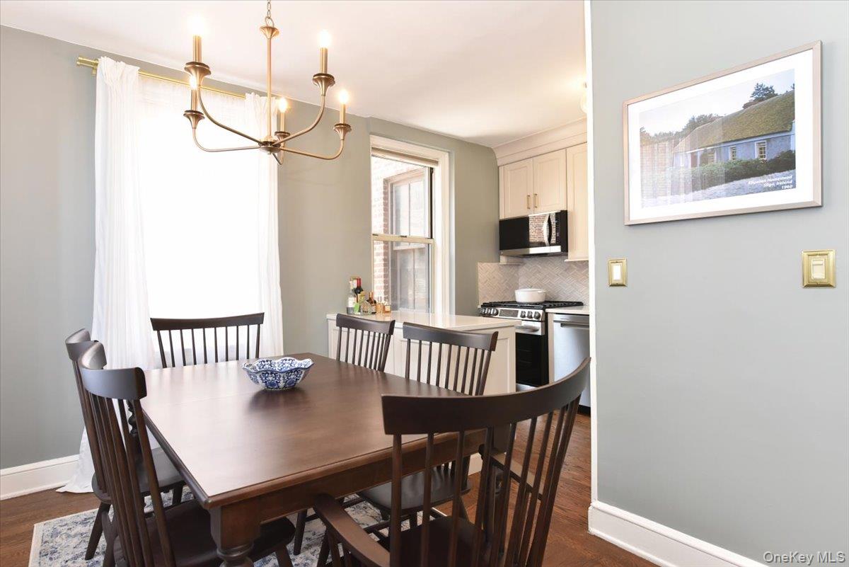 8 BARSTOW Road # 6-D, Great Neck, NY 11021