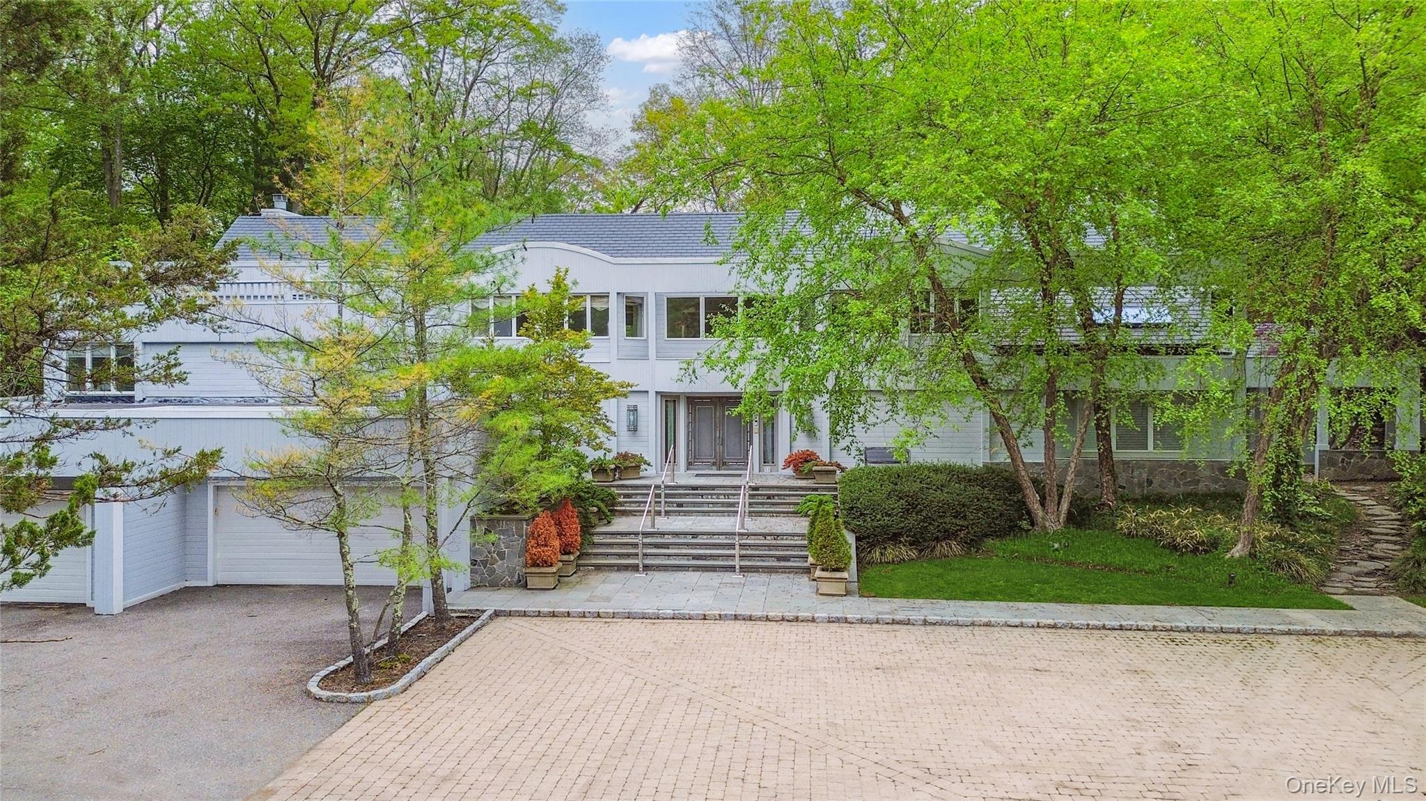 80 Valentines Lane, Old Brookville, NY 11545