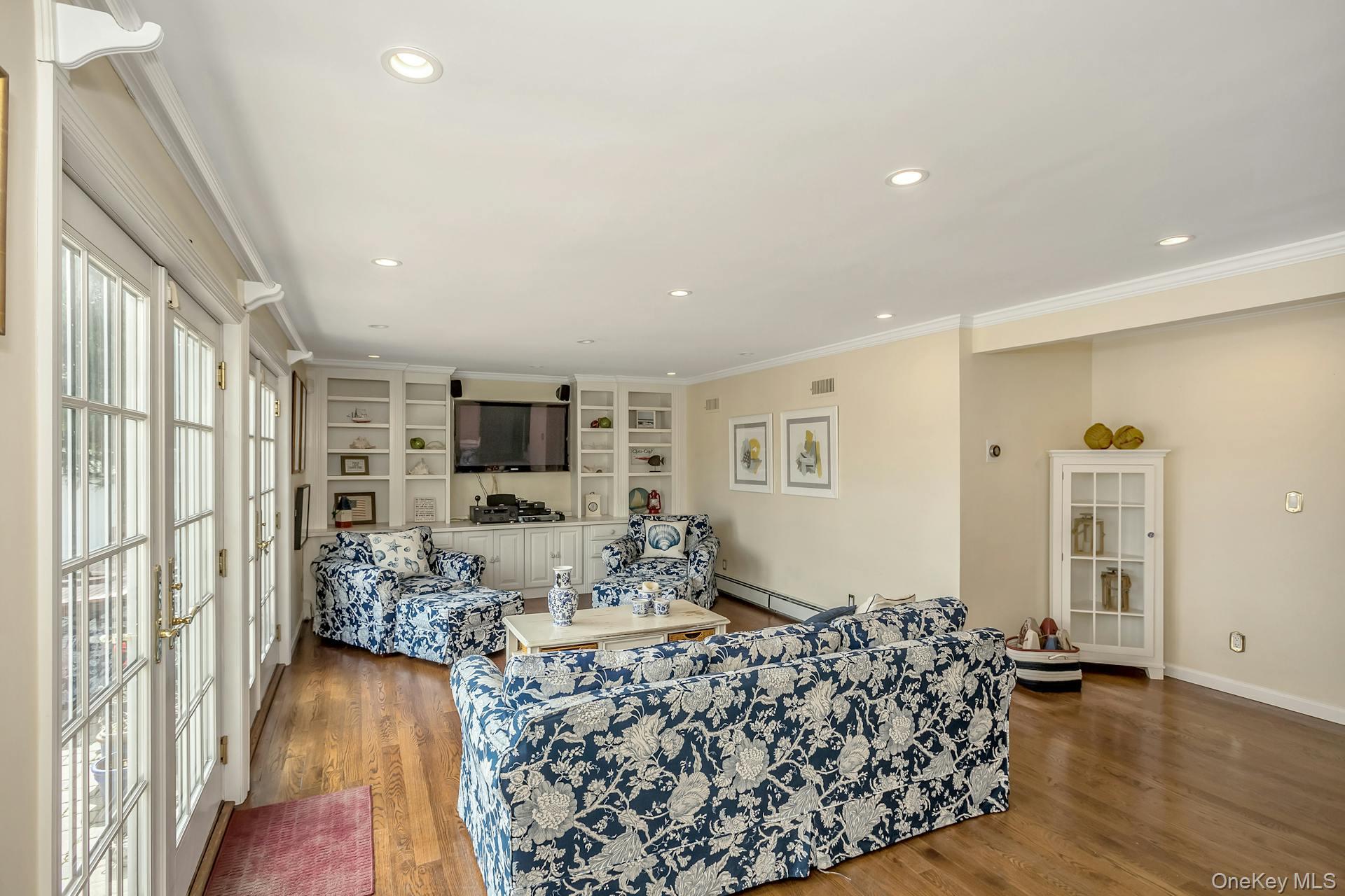 1402 Bay Boulevard, Atlantic Beach, NY 11509