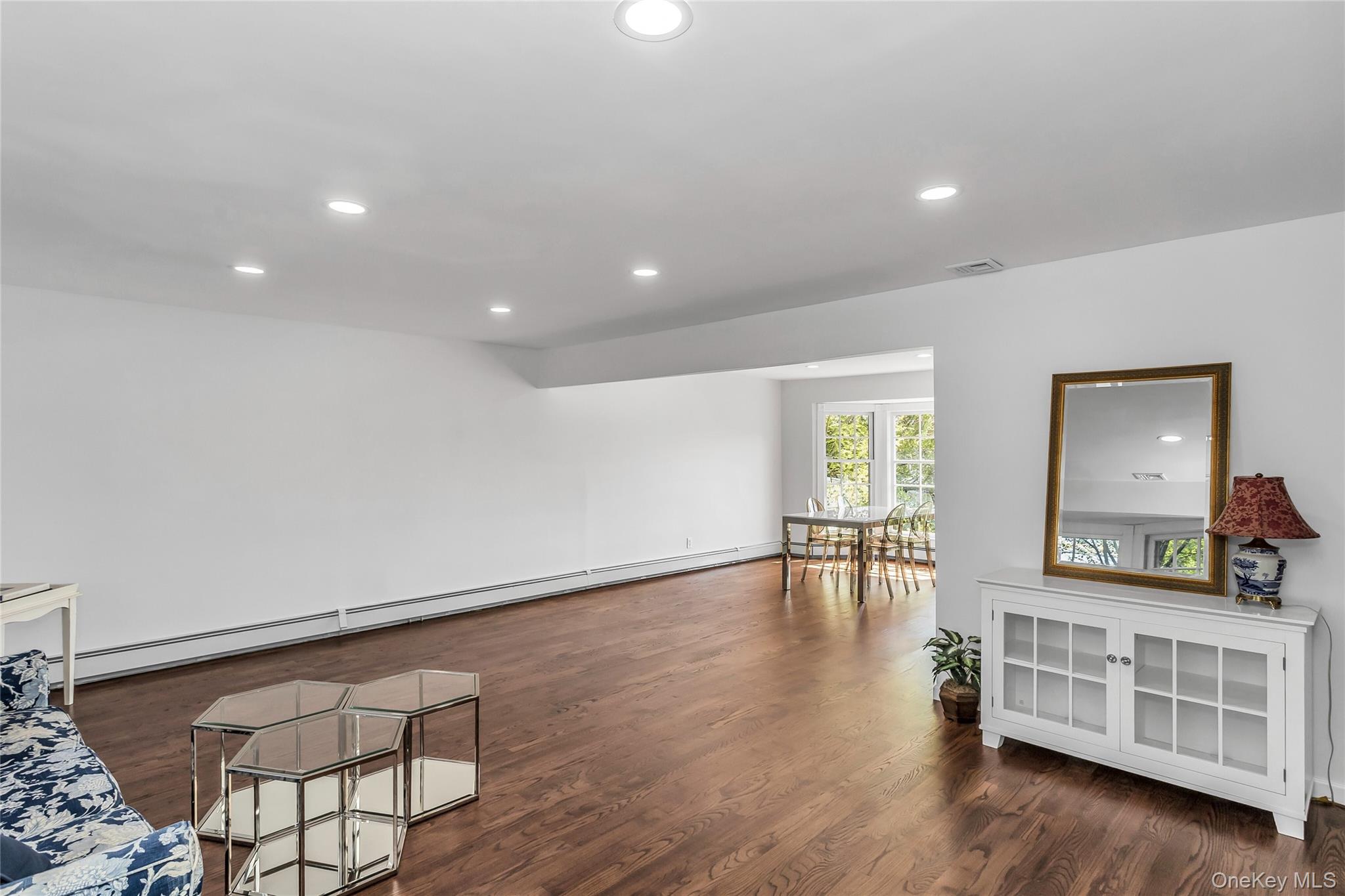 1402 Bay Boulevard, Atlantic Beach, NY 11509