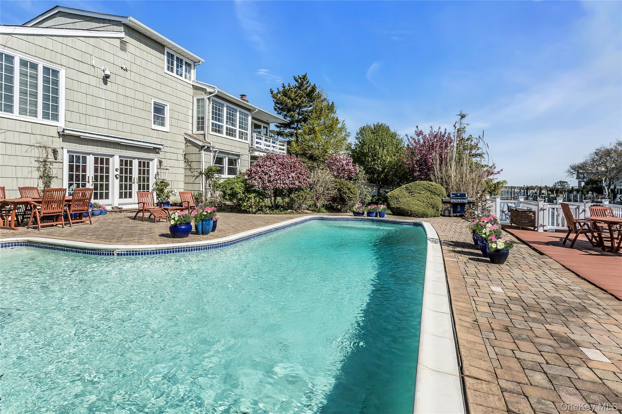 1402 Bay Boulevard, Atlantic Beach, NY 11509