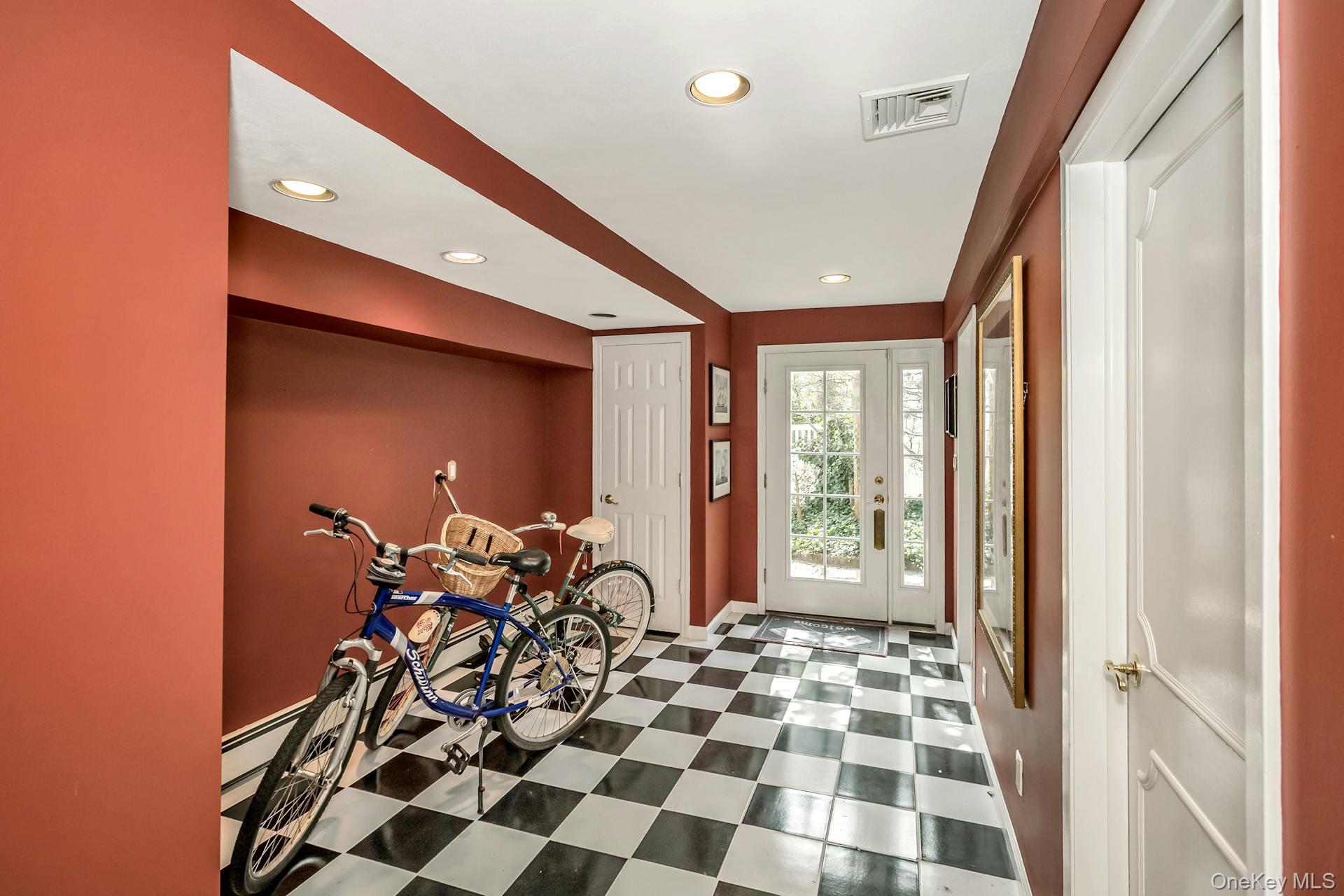 1402 Bay Boulevard, Atlantic Beach, NY 11509