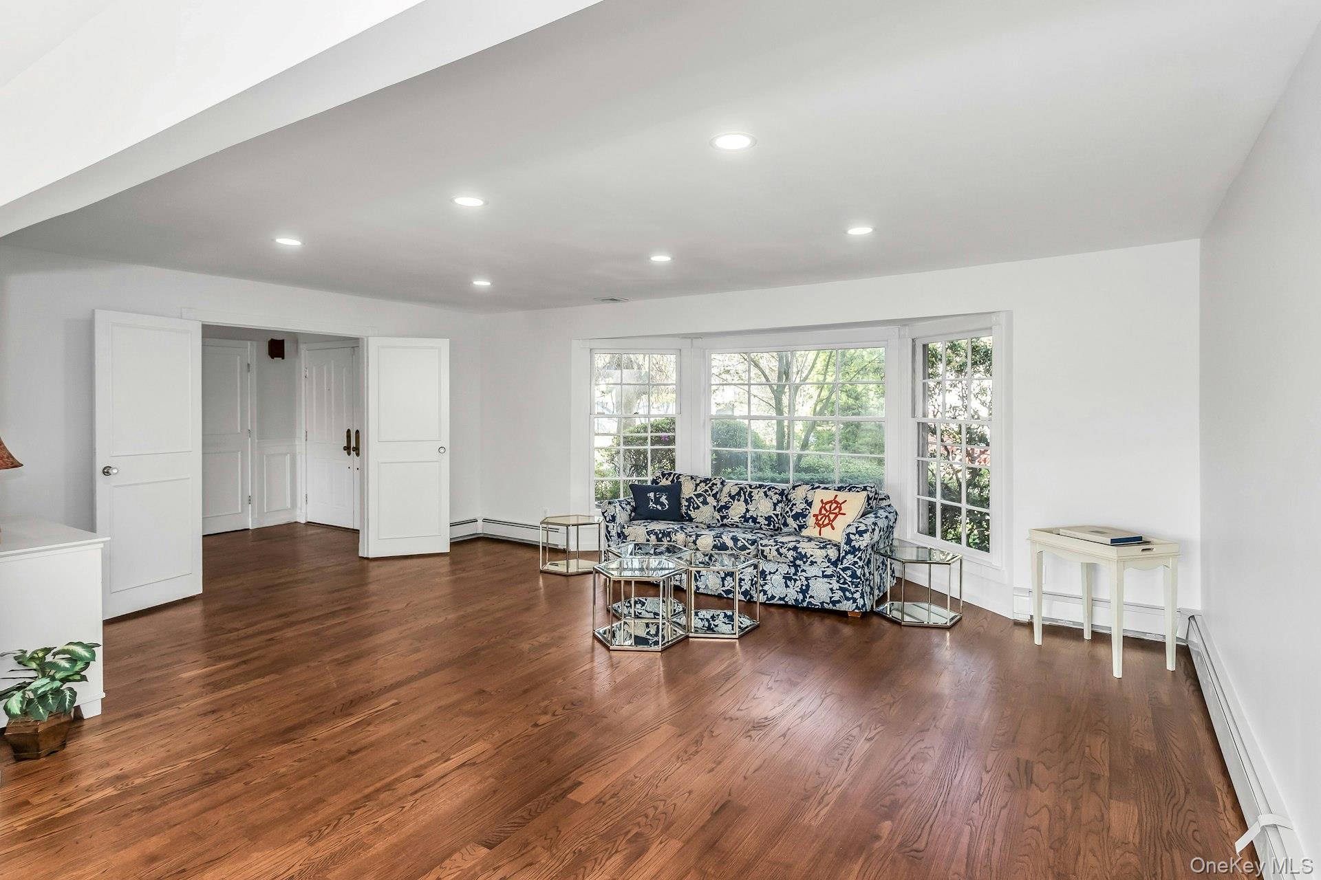 1402 Bay Boulevard, Atlantic Beach, NY 11509