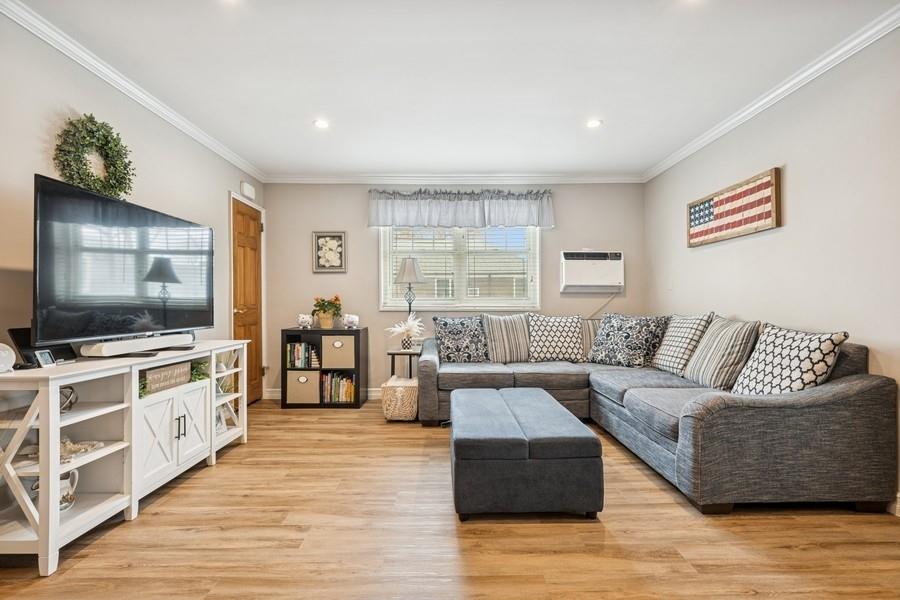 252-14 60th Avenue # # 568, Little Neck, NY 11362