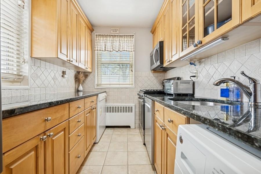 252-14 60th Avenue # # 568, Little Neck, NY 11362