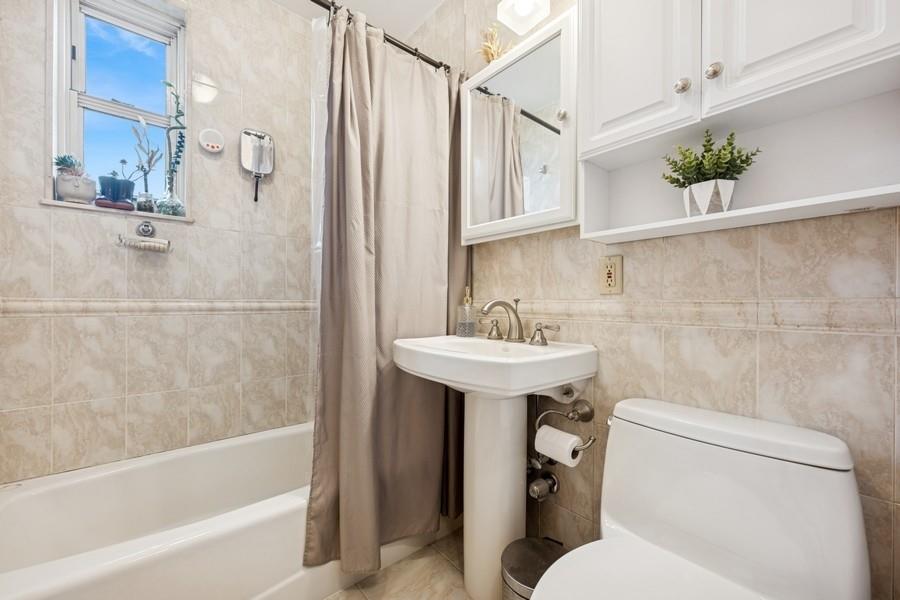 252-14 60th Avenue # # 568, Little Neck, NY 11362