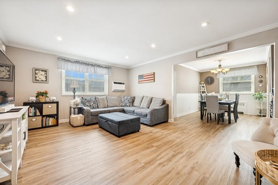 252-14 60th Avenue # # 568, Little Neck, NY 11362