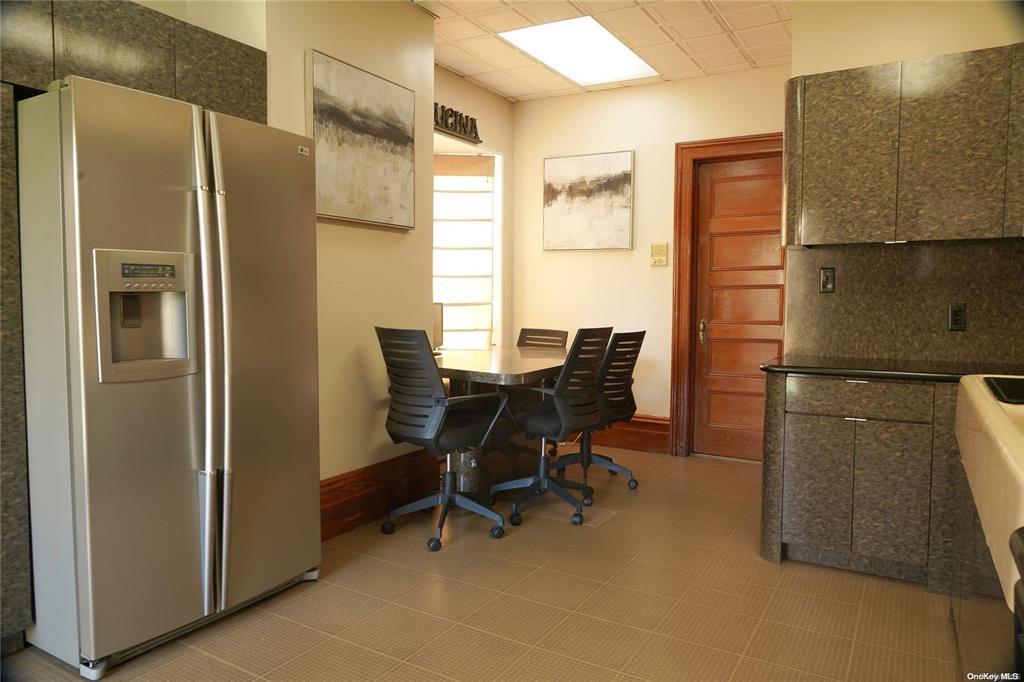 3 Beech Court Circle, College Point, NY 11356