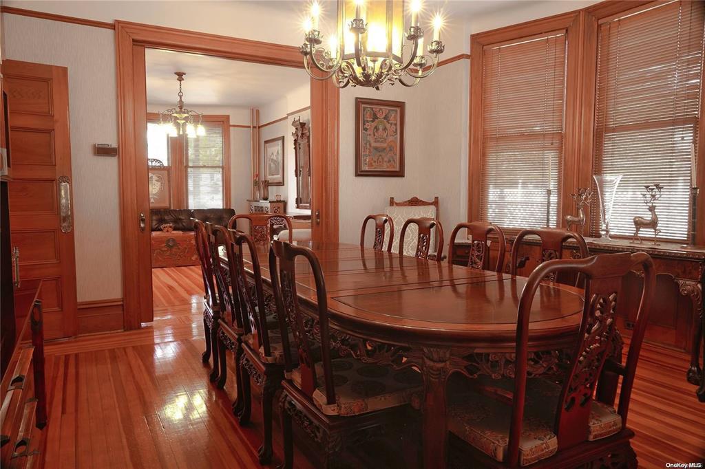 3 Beech Court Circle, College Point, NY 11356