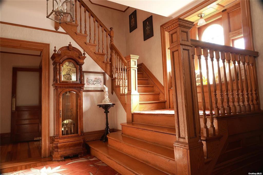 3 Beech Court Circle, College Point, NY 11356