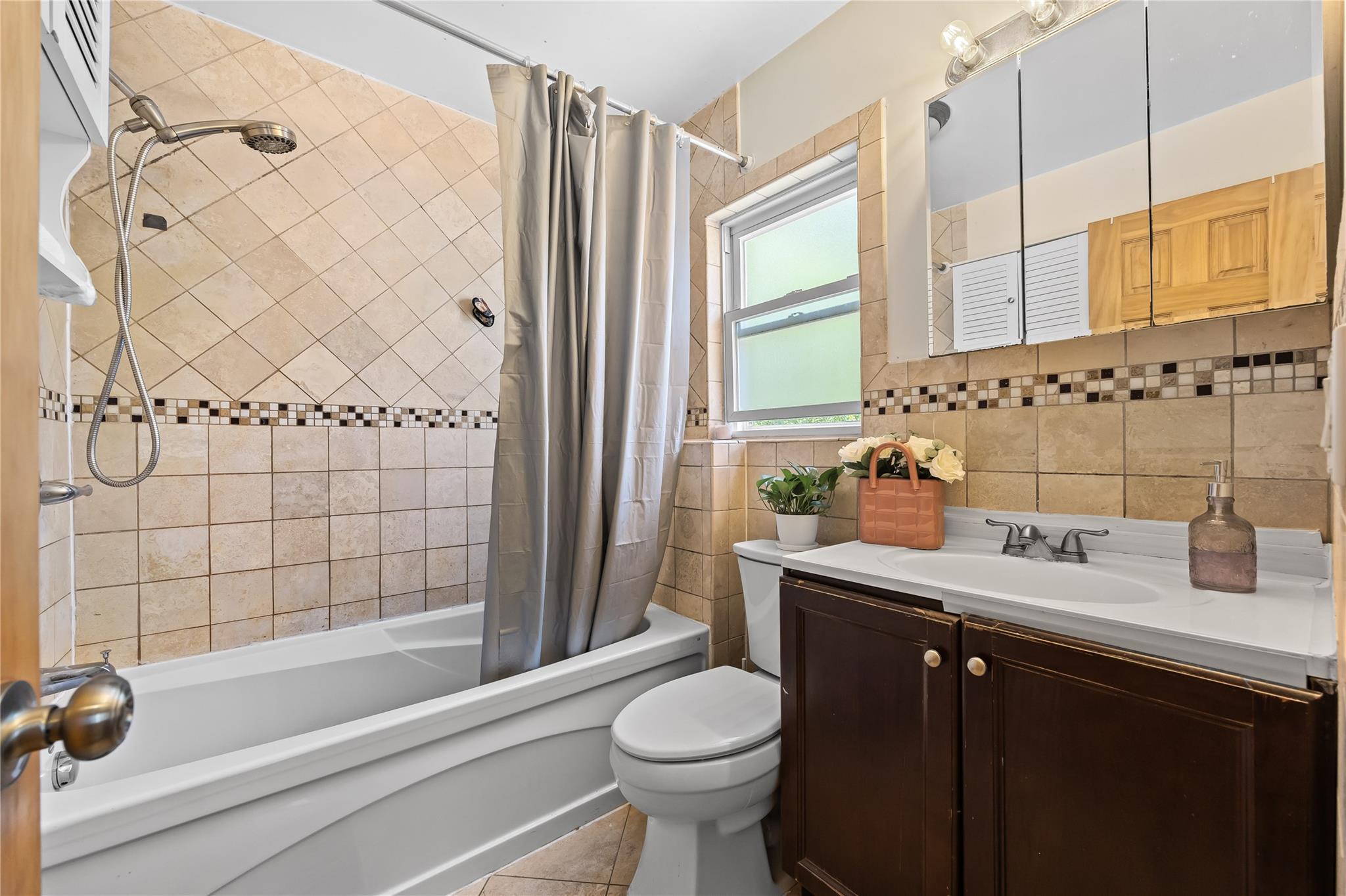 47-18 163 Street, Flushing, NY 11358