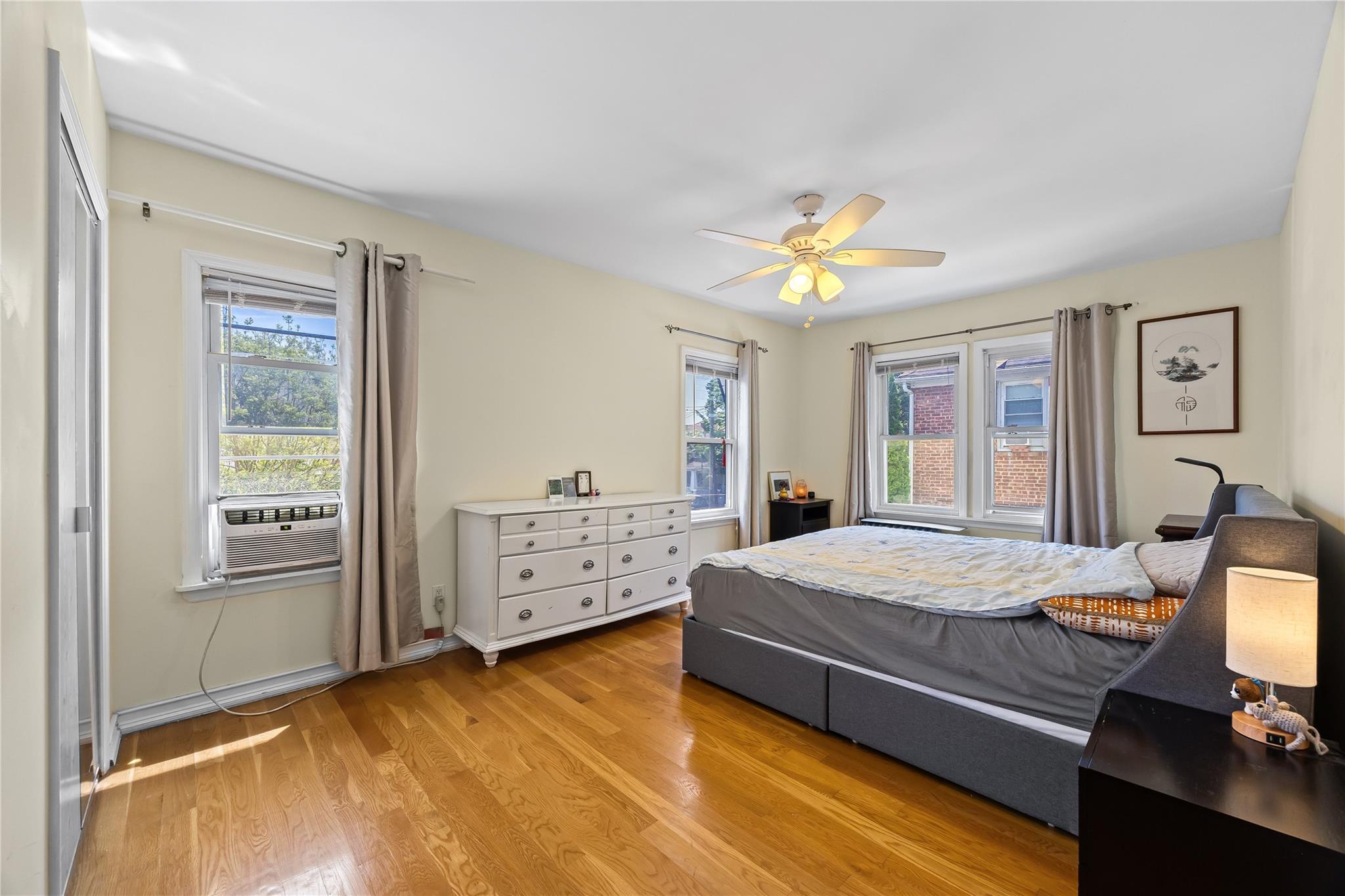 47-18 163 Street, Flushing, NY 11358