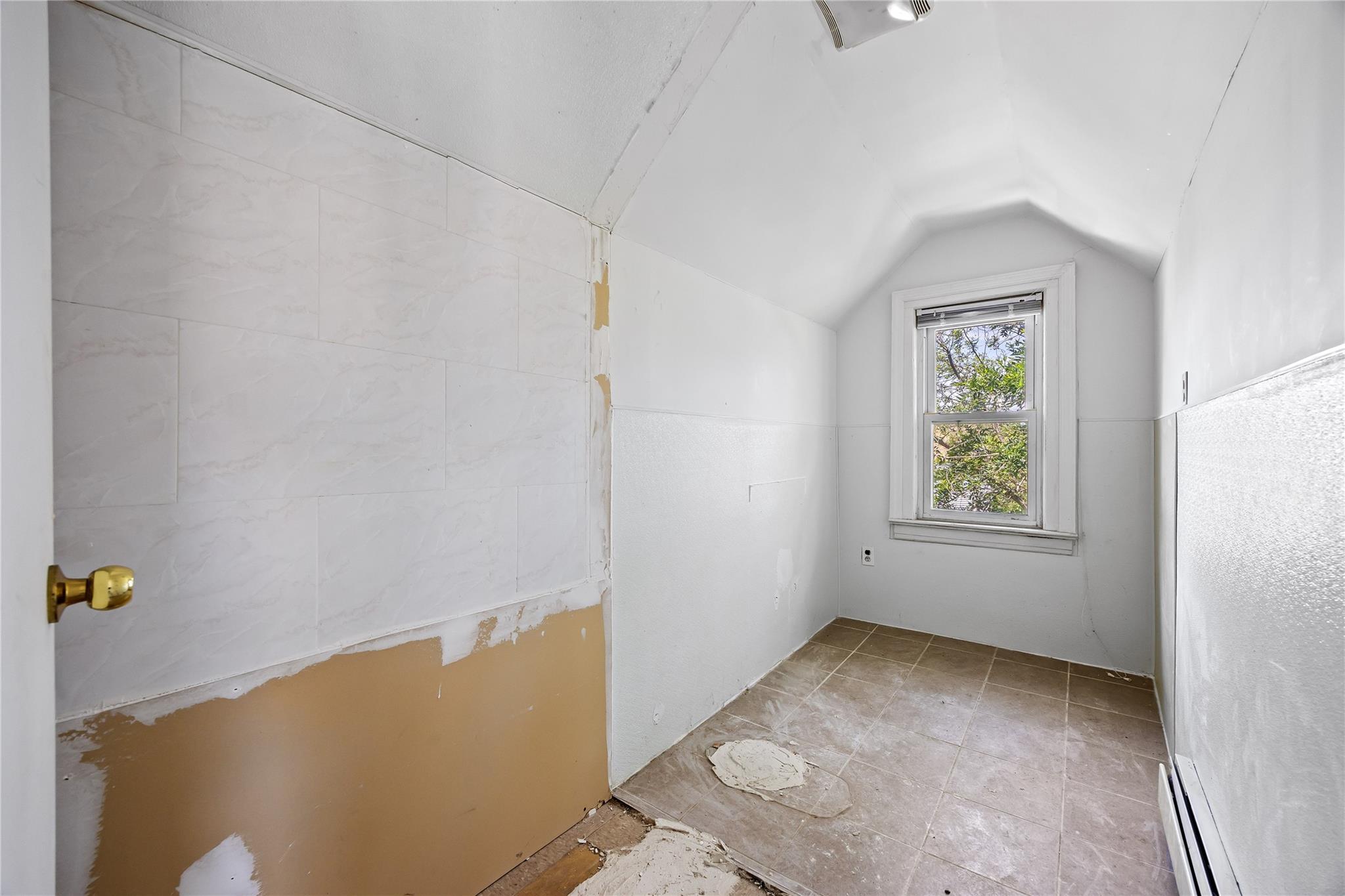 47-18 163 Street, Flushing, NY 11358