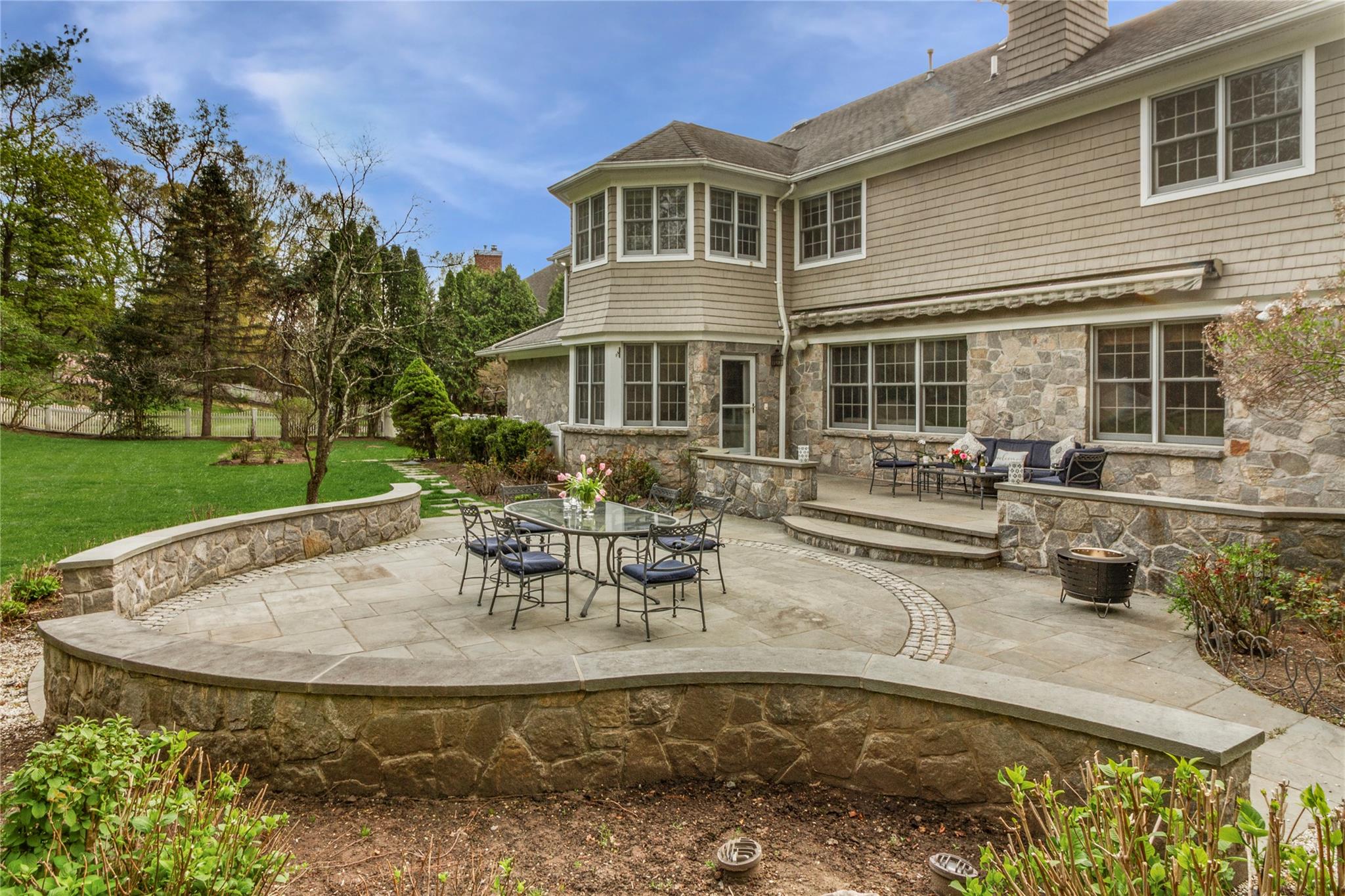 16 Johnson Place, Rye, NY 10580