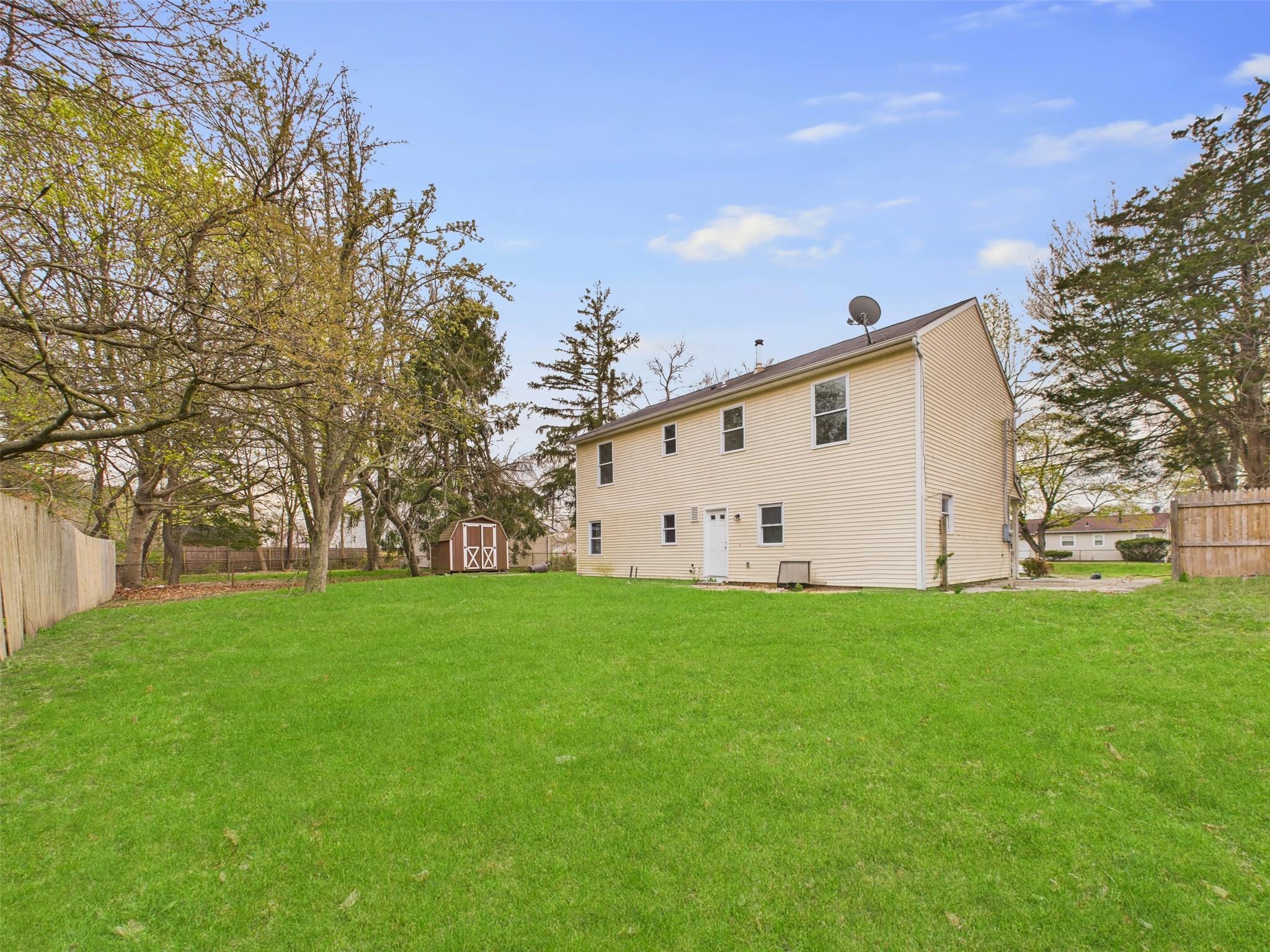 613 Bourdois Avenue, Bellport, NY 11713