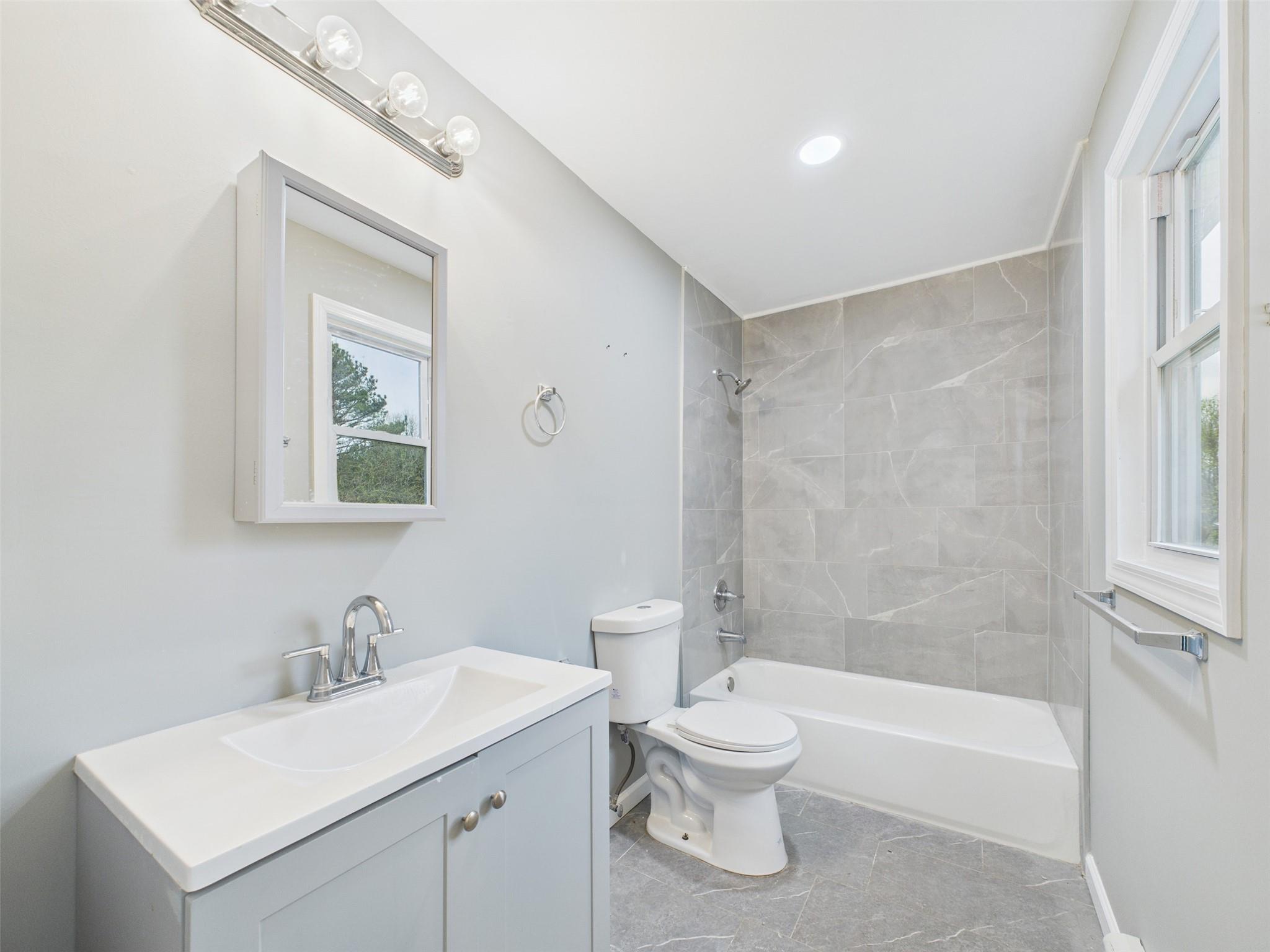 613 Bourdois Avenue, Bellport, NY 11713