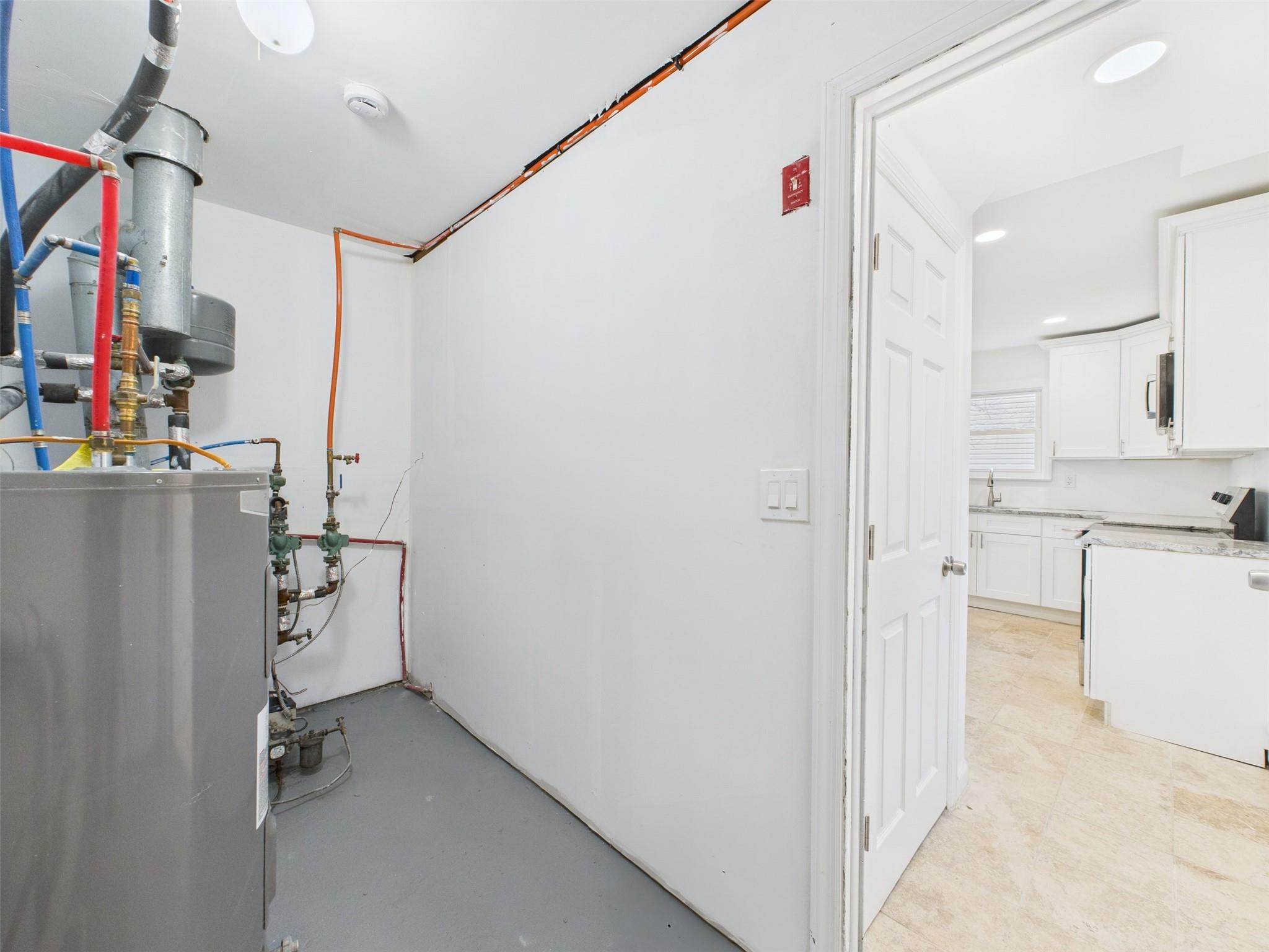 613 Bourdois Avenue, Bellport, NY 11713