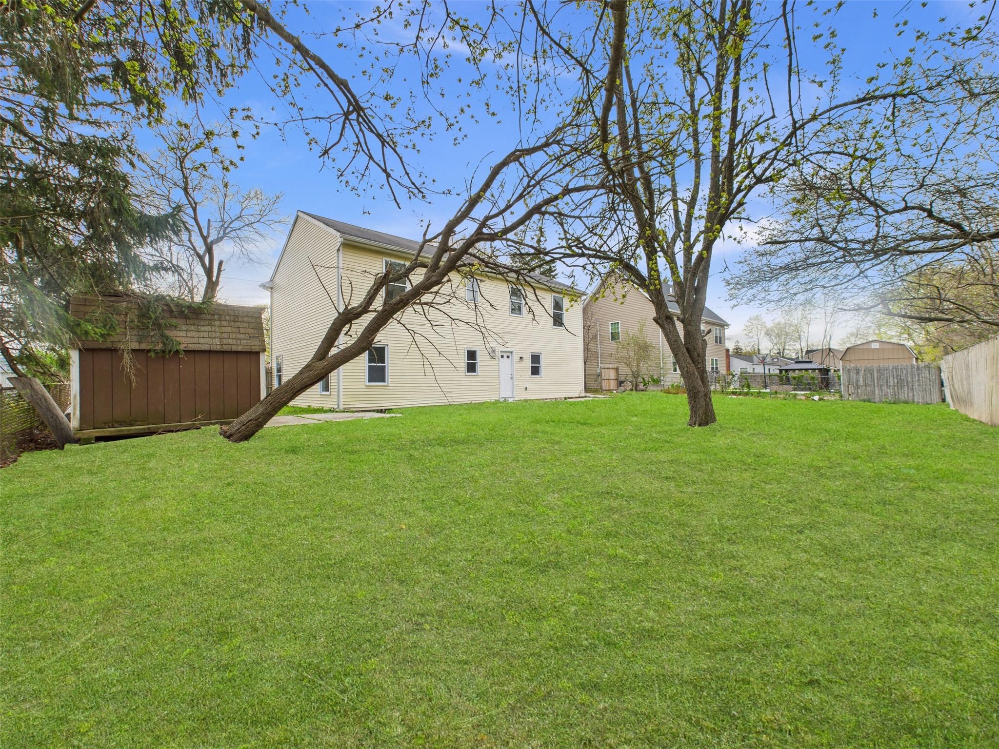 613 Bourdois Avenue, Bellport, NY 11713