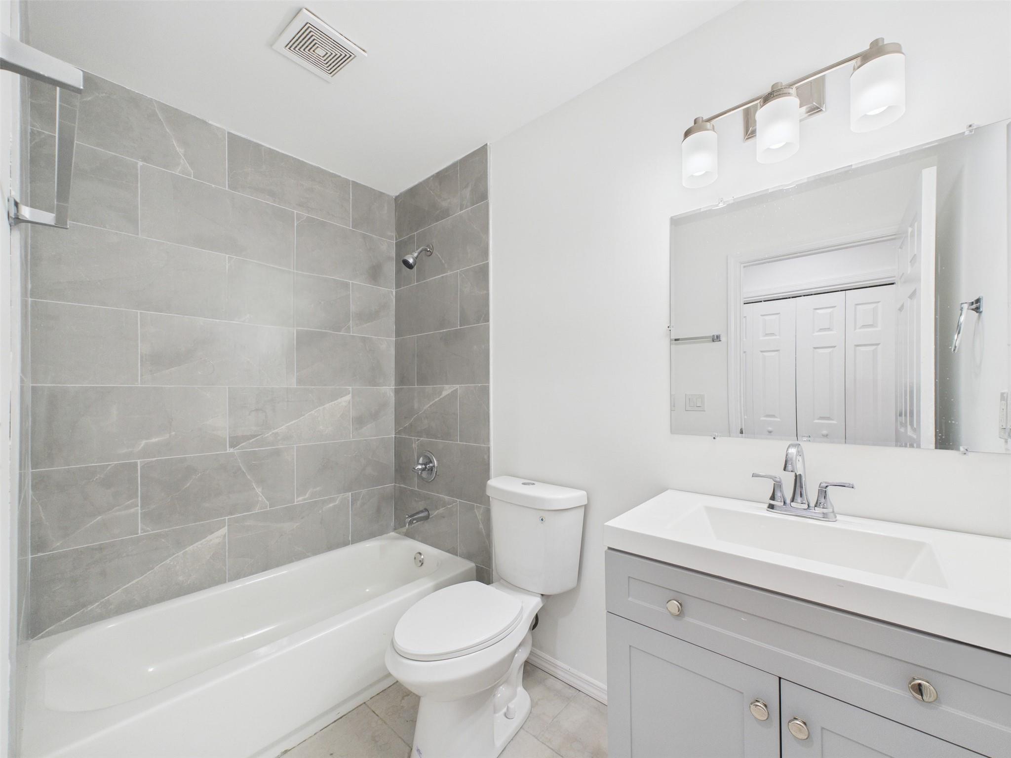 613 Bourdois Avenue, Bellport, NY 11713