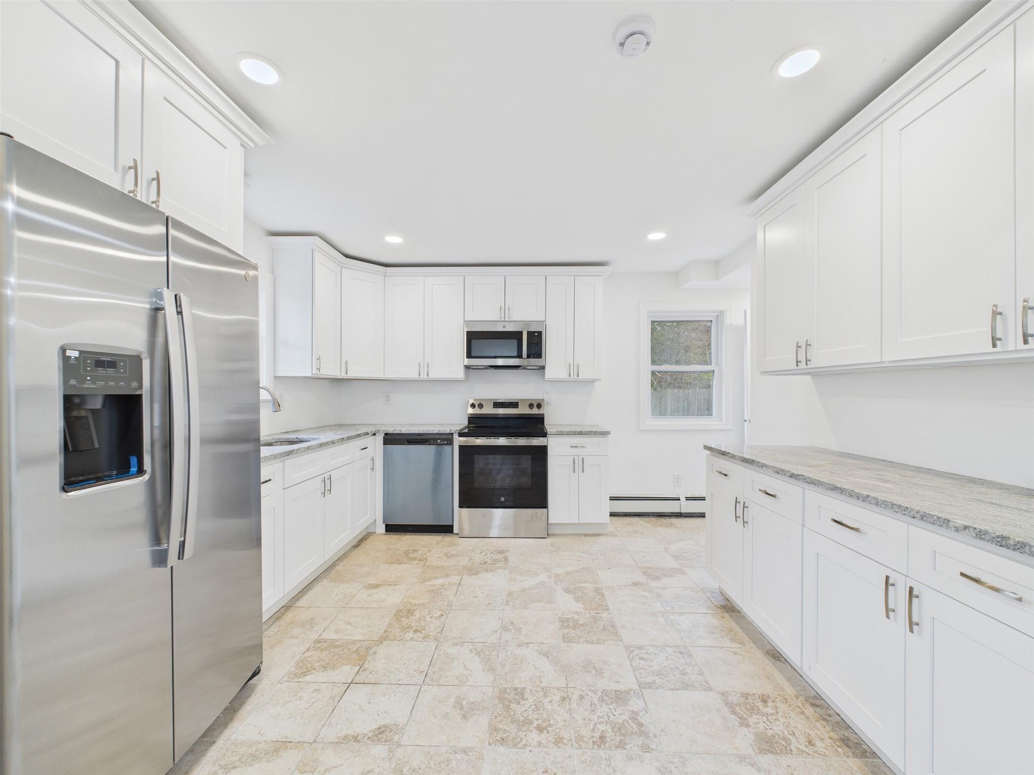 613 Bourdois Avenue, Bellport, NY 11713