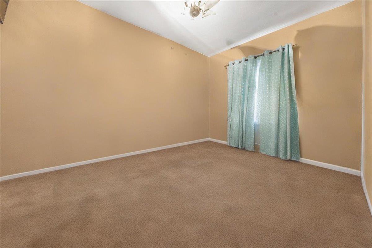 720 E 231st Street, Bronx, NY 10466