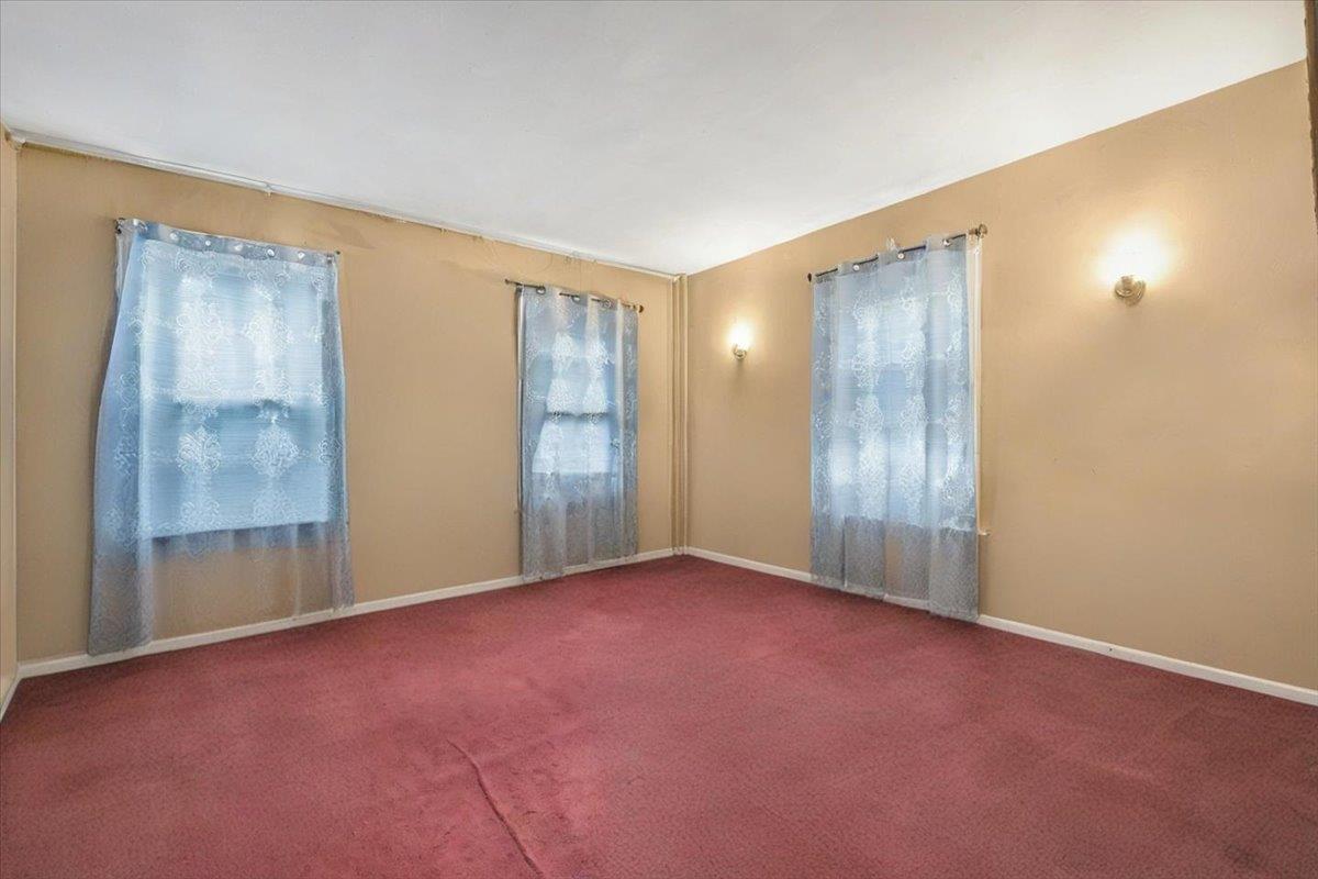 720 E 231st Street, Bronx, NY 10466