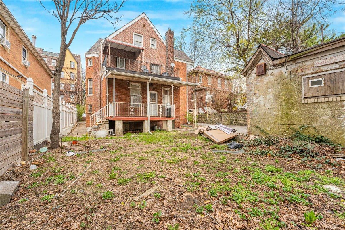 720 E 231st Street, Bronx, NY 10466