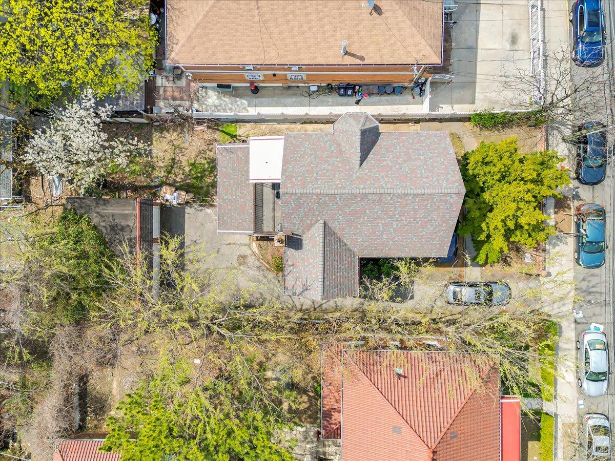 720 E 231st Street, Bronx, NY 10466