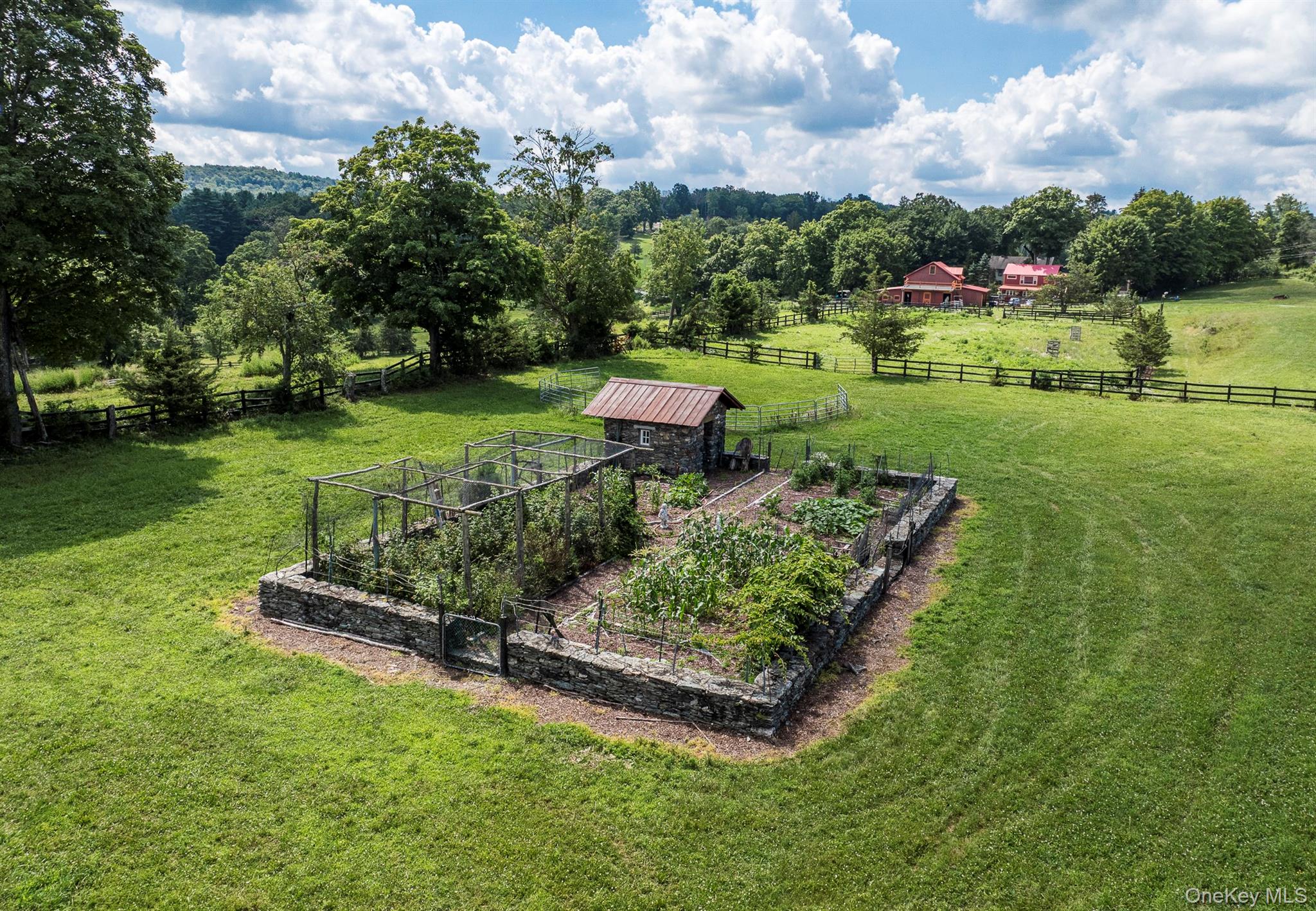 165 Drake Road, Pleasant Valley, NY 12569