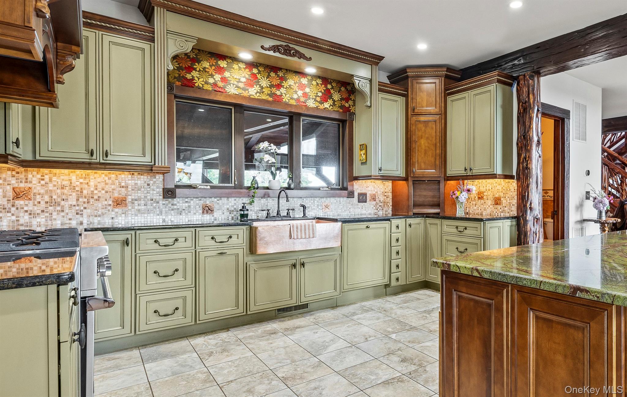 165 Drake Road, Pleasant Valley, NY 12569