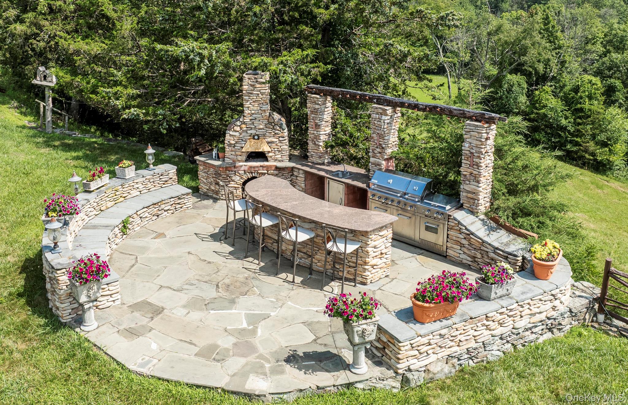 165 Drake Road, Pleasant Valley, NY 12569