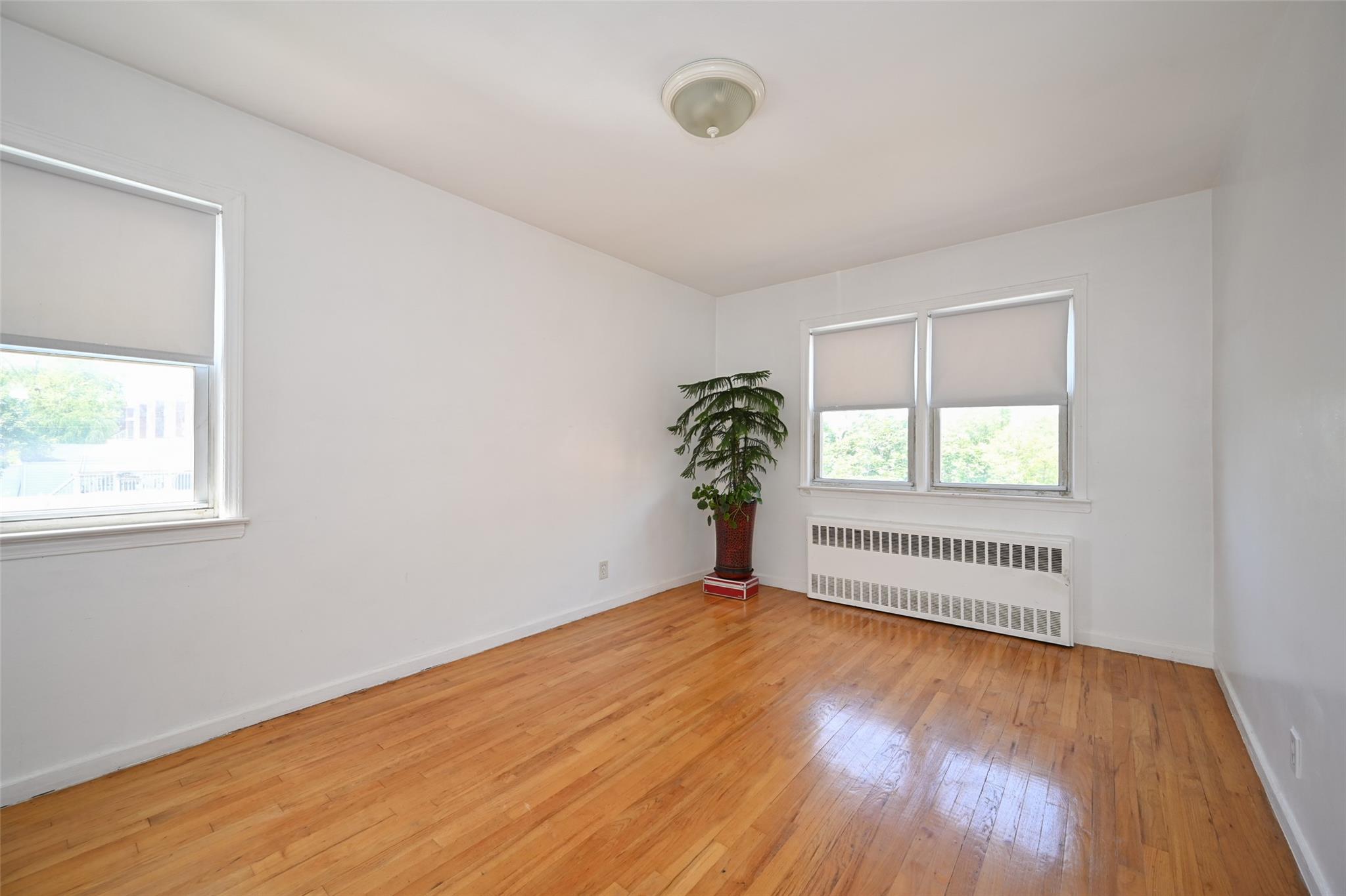 1918 Utopia Parkway, Whitestone, NY 11357