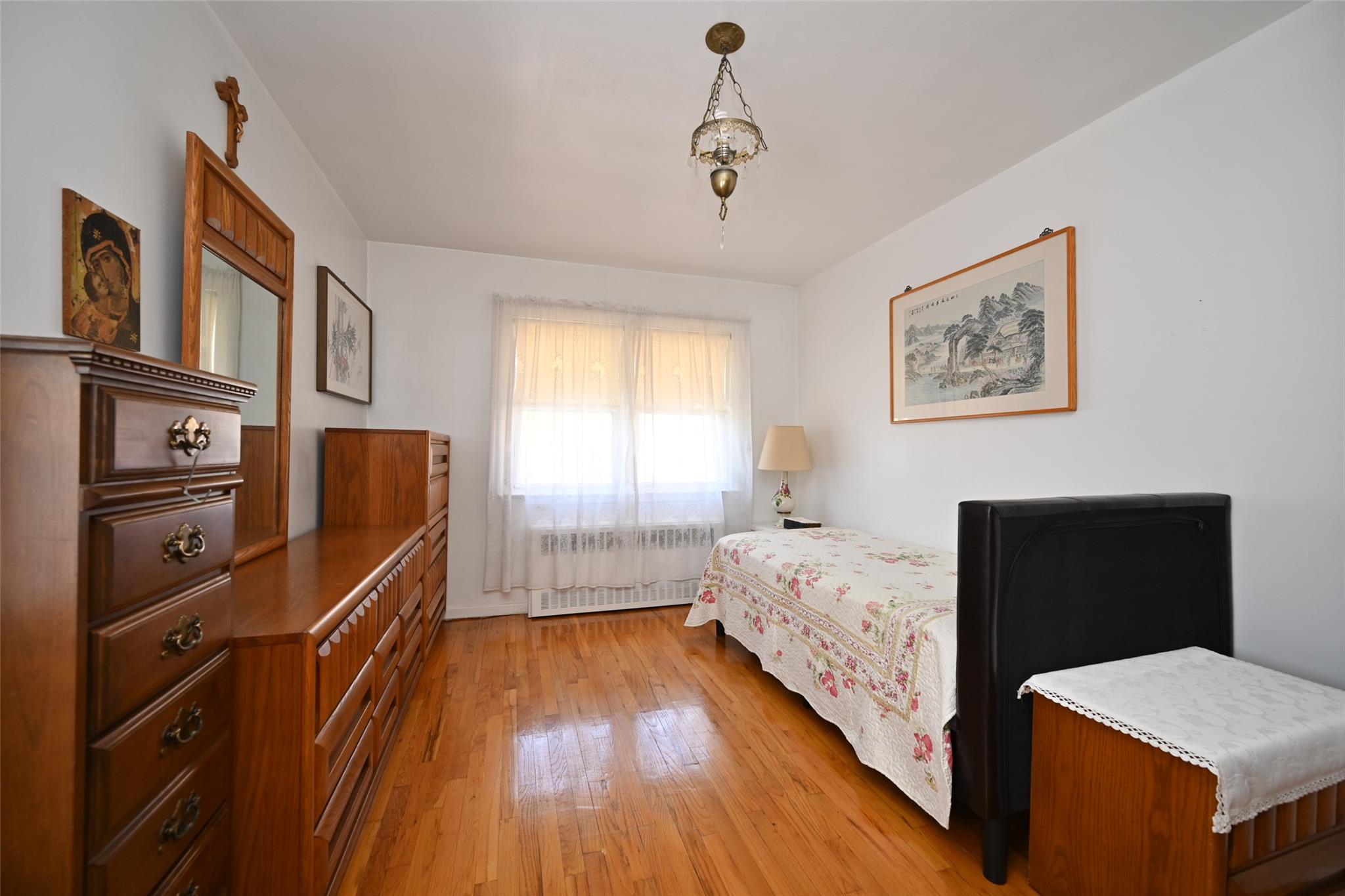 1918 Utopia Parkway, Whitestone, NY 11357