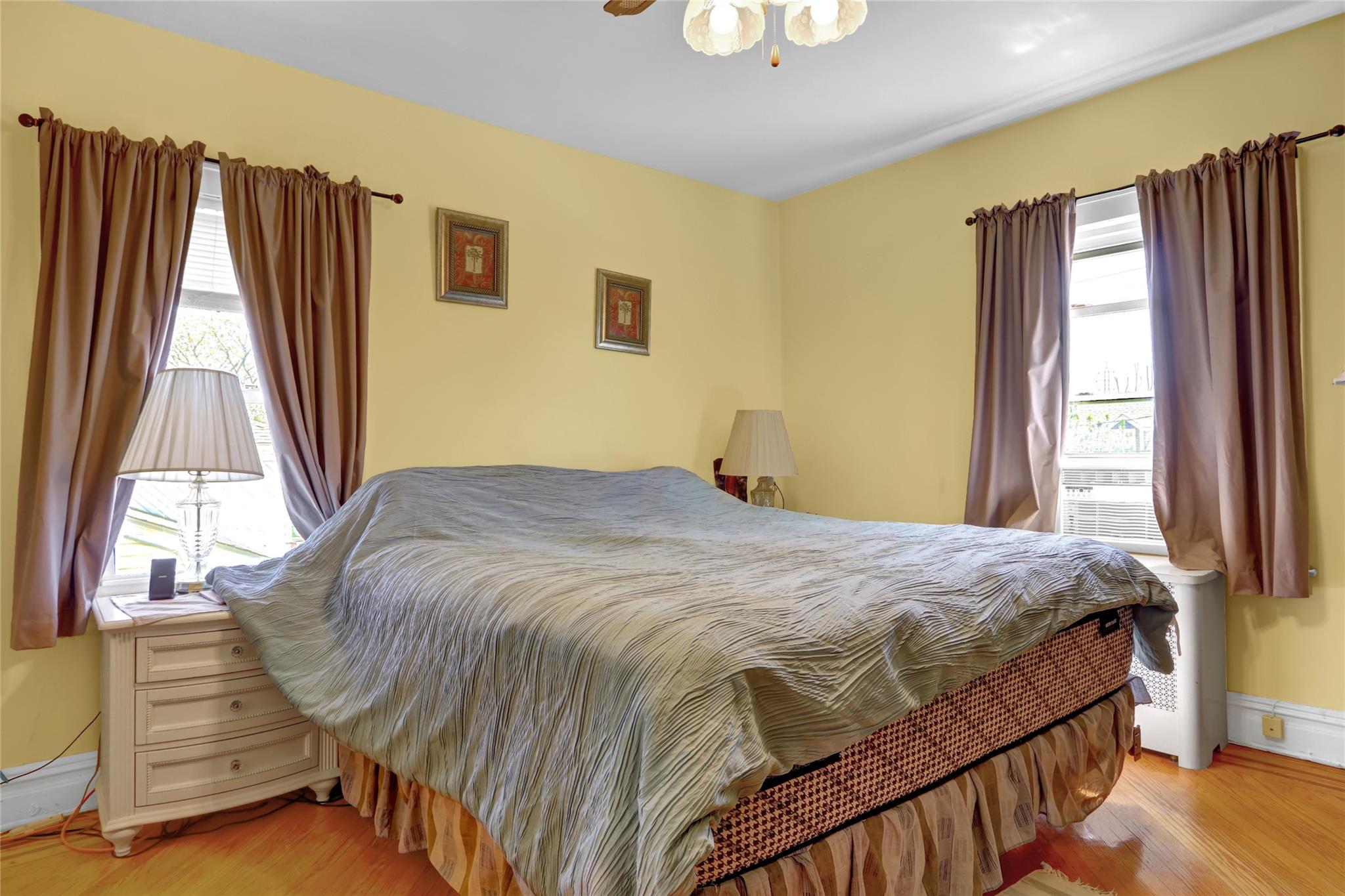 273 E Beverly Parkway, Valley Stream, NY 11580