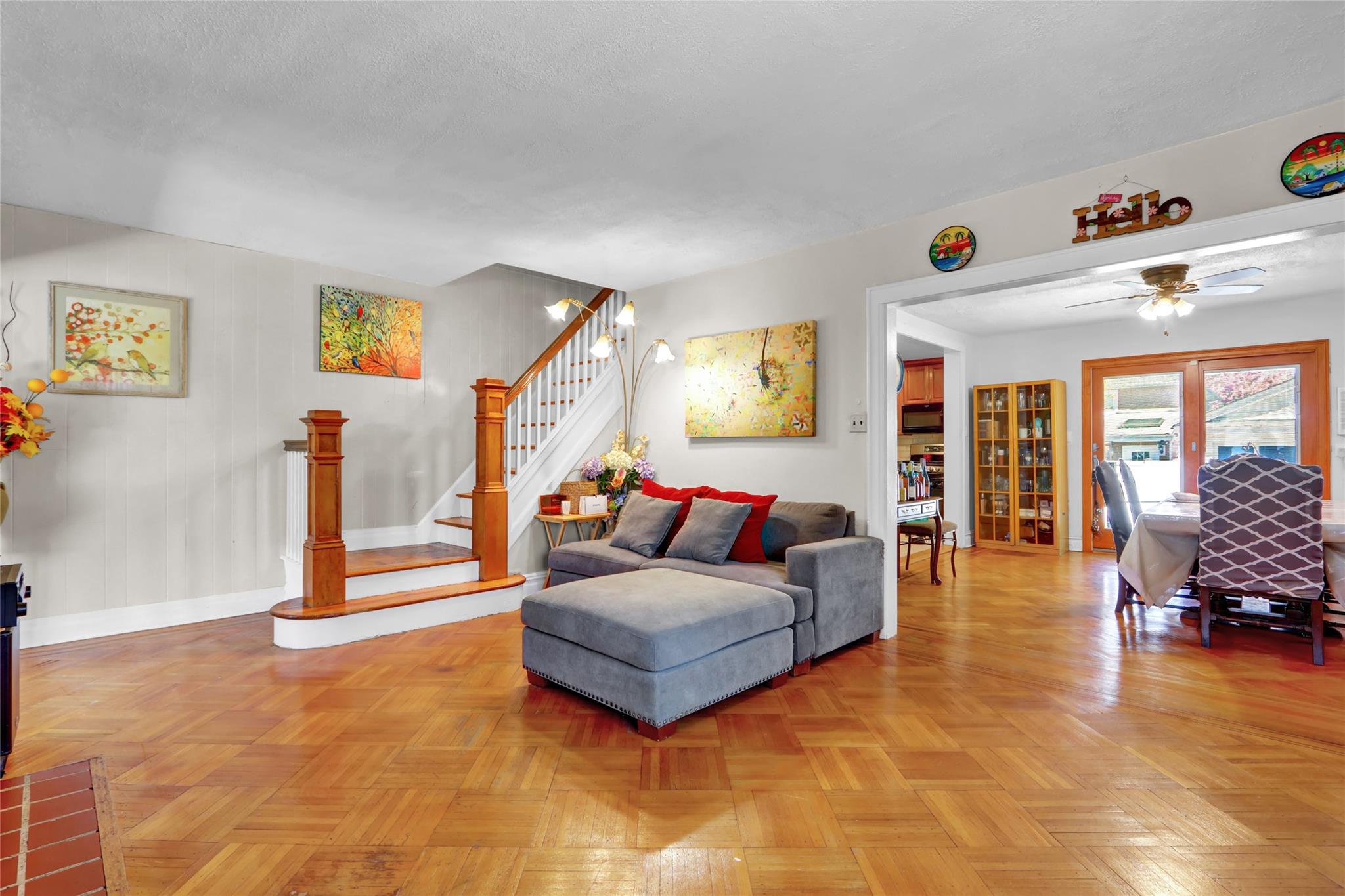 273 E Beverly Parkway, Valley Stream, NY 11580