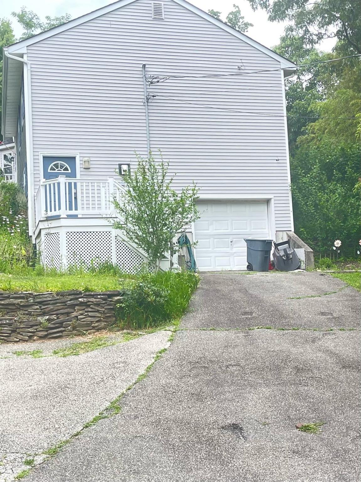 60 Aloma Road, Rocky Point, NY 11778