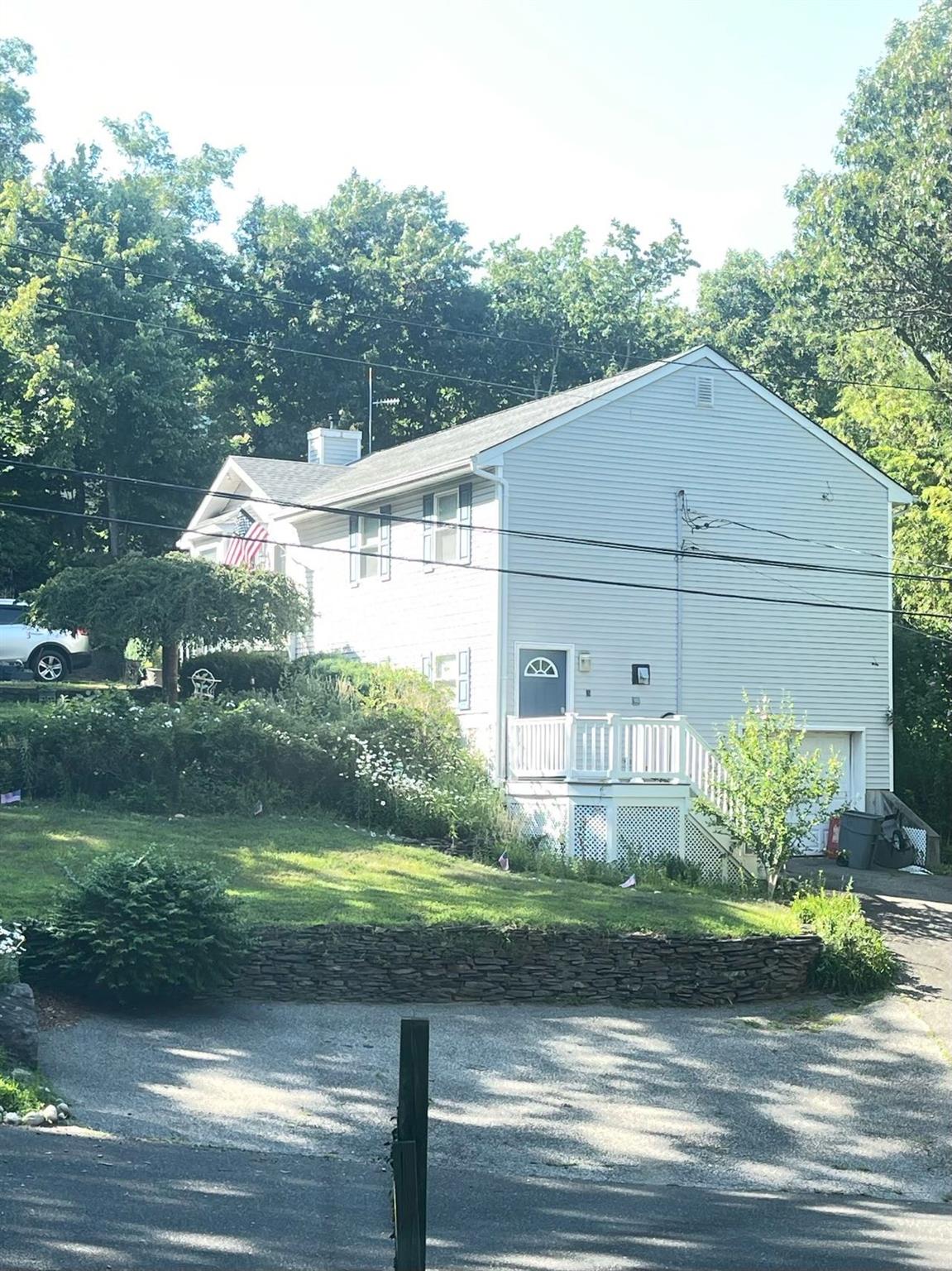 60 Aloma Road, Rocky Point, NY 11778